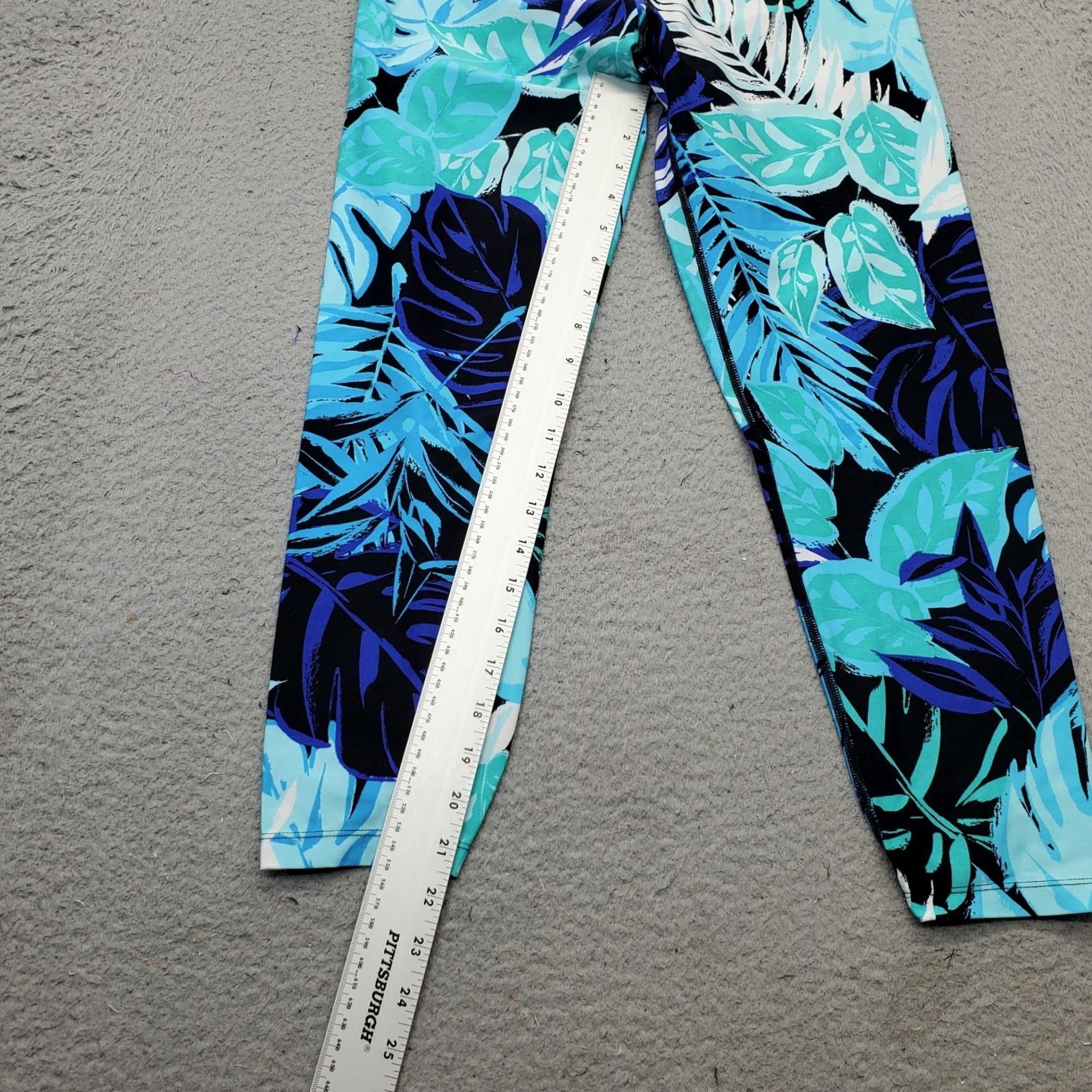 Calvin Klein Calvin Klein Cropped Leggings Womens L Multi Performance Tropical Print Pull On Size 36" / US 14 / IT 50 - 3 Thumbnail