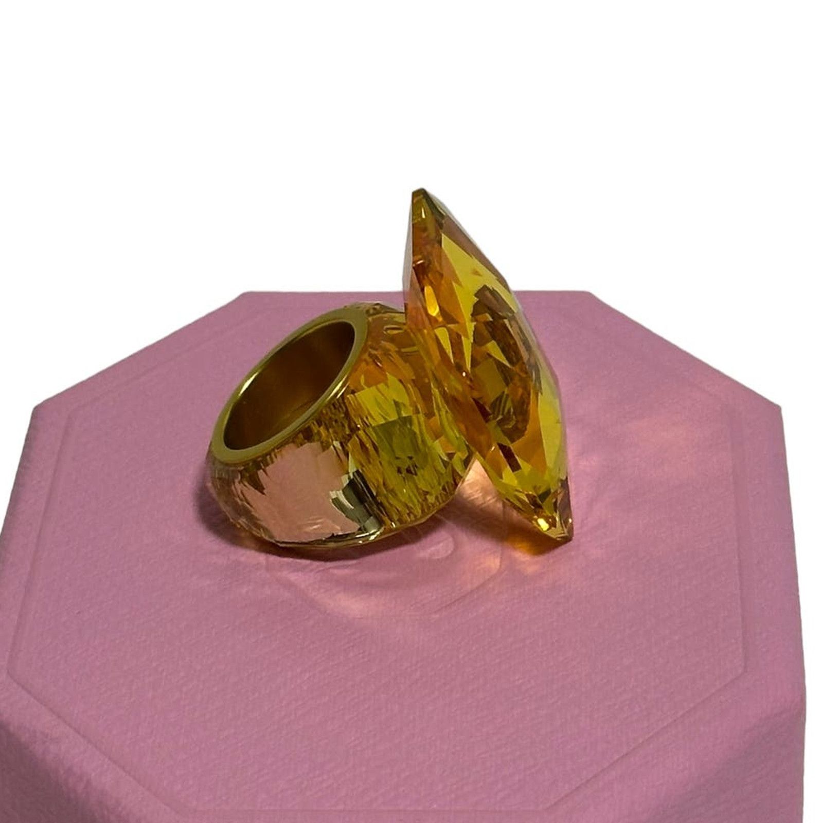 Swarovski Swarovski Lucent cocktail ring Oversized crystal, 6 Size ONE SIZE - 4 Thumbnail