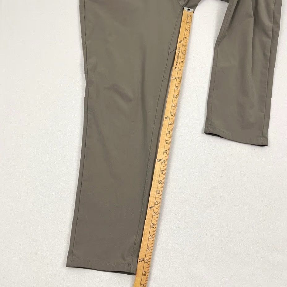 Lululemon Lululemon Commission Mens Pants 34 Slim Chino Tapered 28 Grey Sage Polyester Blend Regular 5-Pocket Breathable Easy Care Zipper Button Logo Size US 34 / EU 50 - 5 Thumbnail