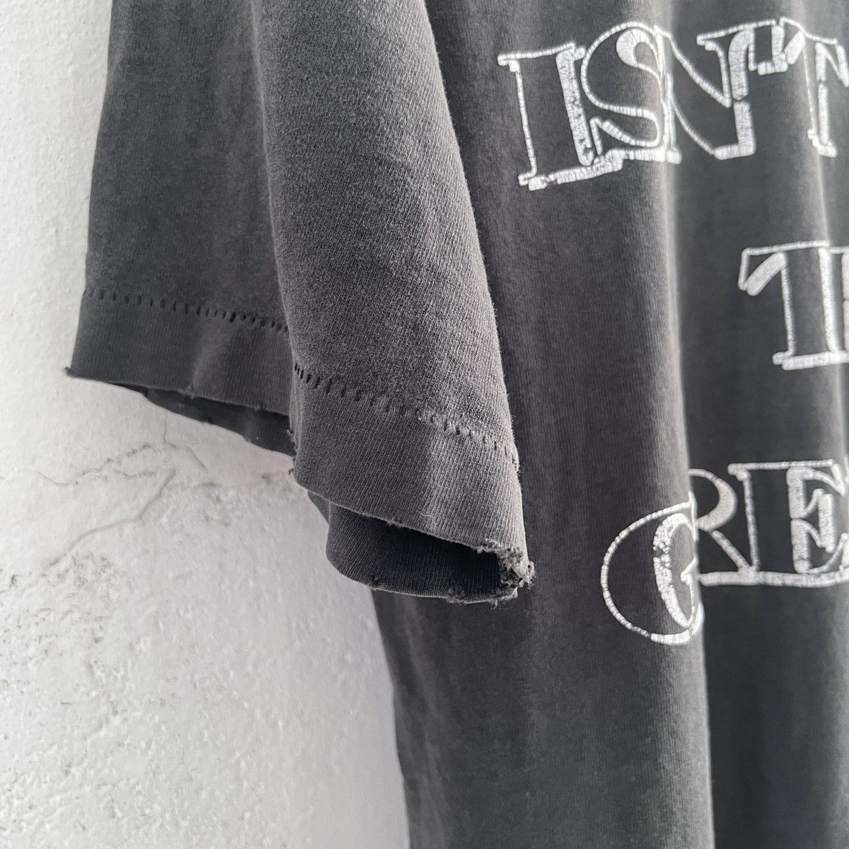 Vintage Vintage 90s ISN'T GOD THE GREATEST JESUS Tee Thrashed Faded Size US L / EU 52-54 / 3 - 3 Thumbnail