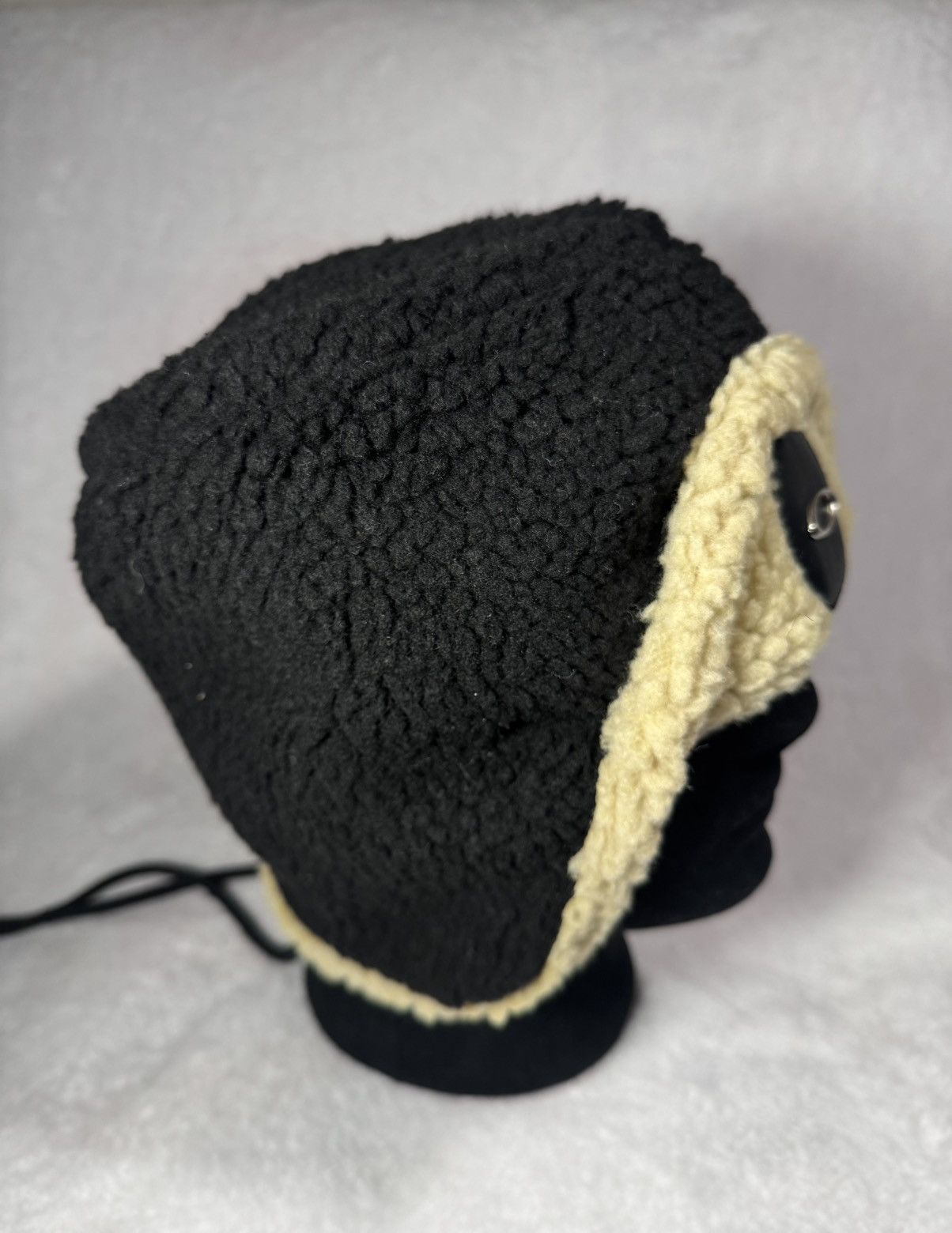 90’s Oakley Software Fleece Ushanka Trap Hat Black / Cream