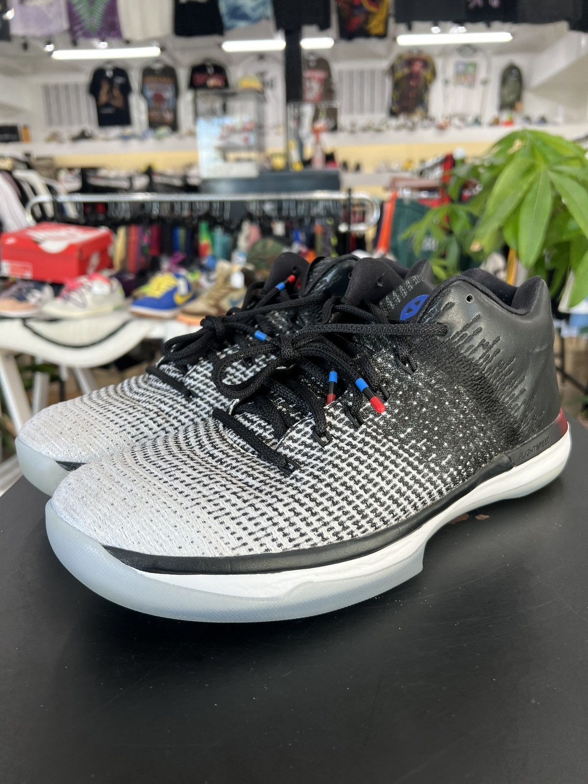 Jordan Brand Air Jordan XXX1 Low Quai 54 Sz. 12.5 (2017) Size US 12.5 / EU 45-46 - 1 Thumbnail