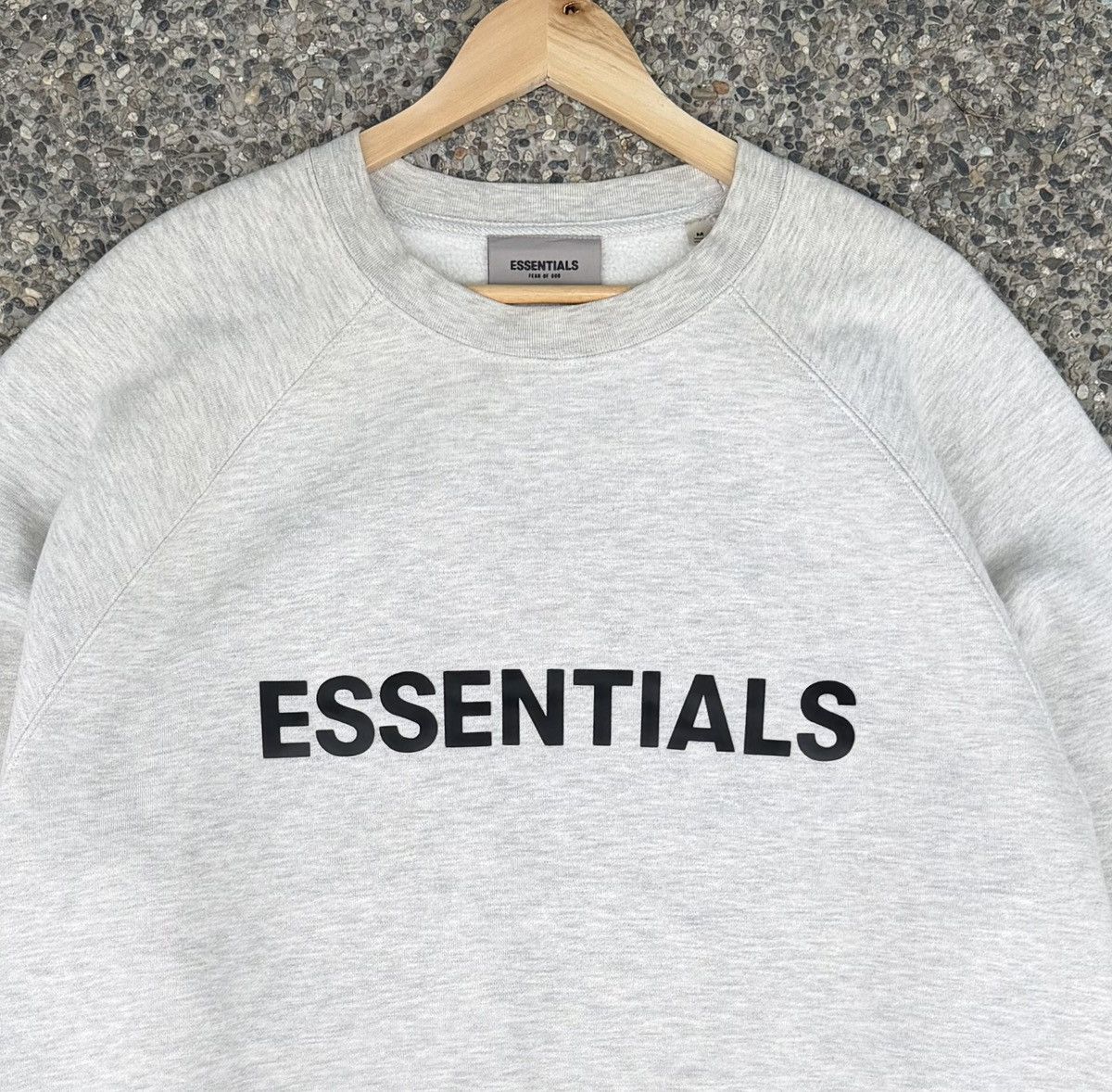 Essentials Fear of God Essentials Baggy Crewneck Size US M / EU 48-50 / 2 - 3 Thumbnail