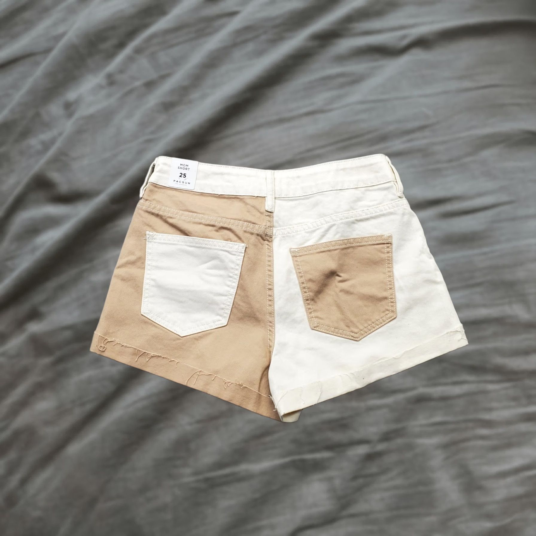 Pacsun PacSun Womens Colorblock Denim Mom Short 25 Multicolor Colorblock Flat Front Cuffed Hem Jeans Size 42" / US 20 - 1 Thumbnail