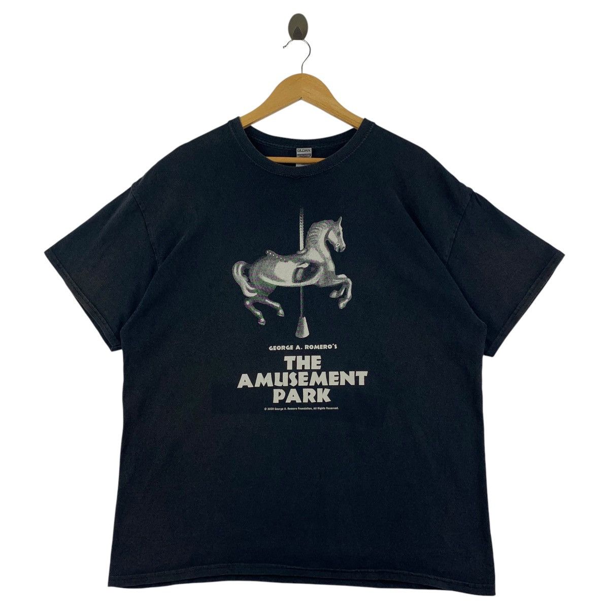 Expert Horror × Gildan Movie Horror THE AMUSEMENT PARK Merry round black tee shirt Size US XL / EU 56 / 4 - 1 Thumbnail