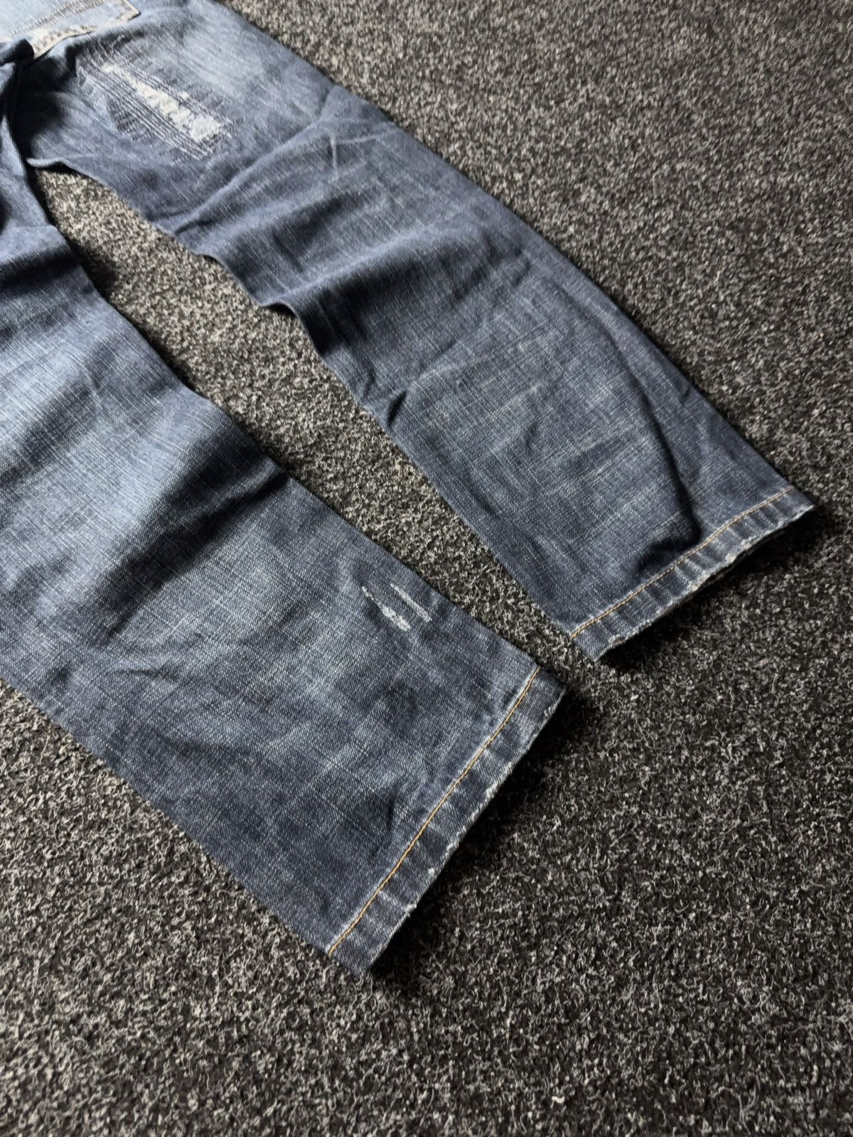 Designer × Hugo Boss HUGO Boss Distressed Straight Jeans W32 L32 Italy Size US 32 / EU 48 - 12 Thumbnail