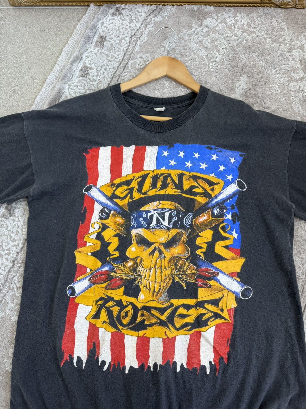 Guns N' Roses 90’s Guns N' Roses Get In The Ring vintage Faded t-shirt Size US XL / EU 56 / 4 - 2 Thumbnail