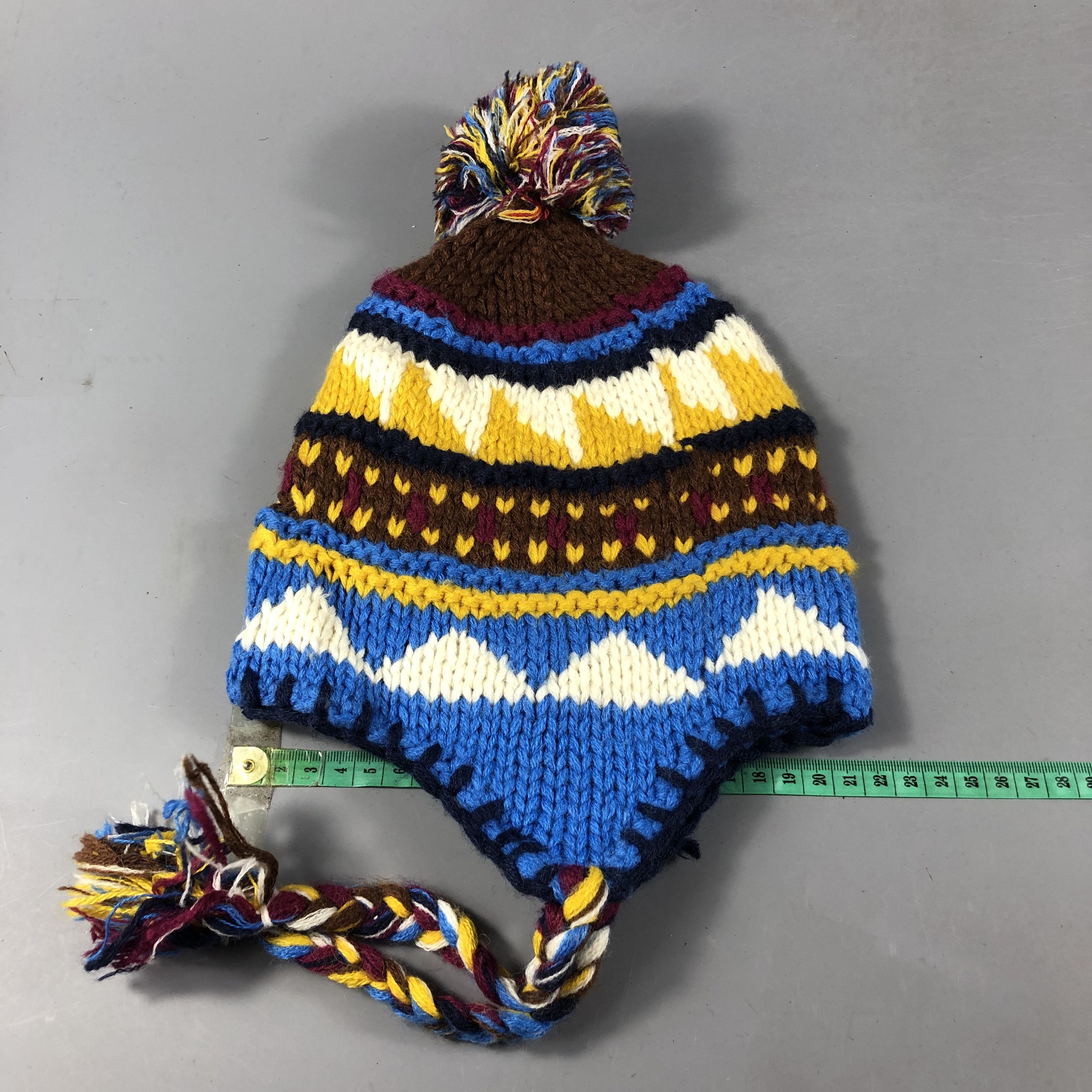 Vintage Fair Isle Earflap Bobble Beanie Snowcap Snow Hat B884 Size ONE SIZE - 3 Thumbnail