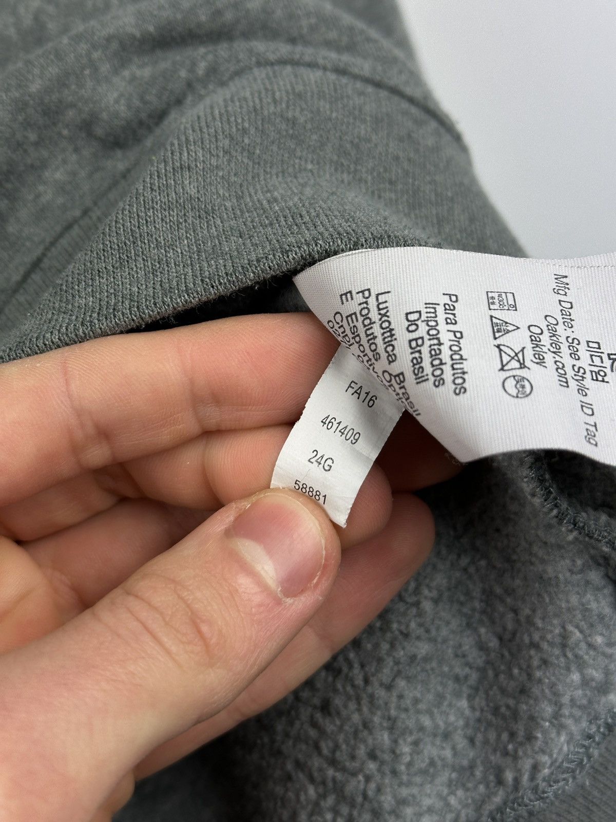 Oakley × Vintage Vintage Y2K Oakley Factory Pilot Logo Grey Sweatshirt Size US M / EU 48-50 / 2 - 10 Thumbnail