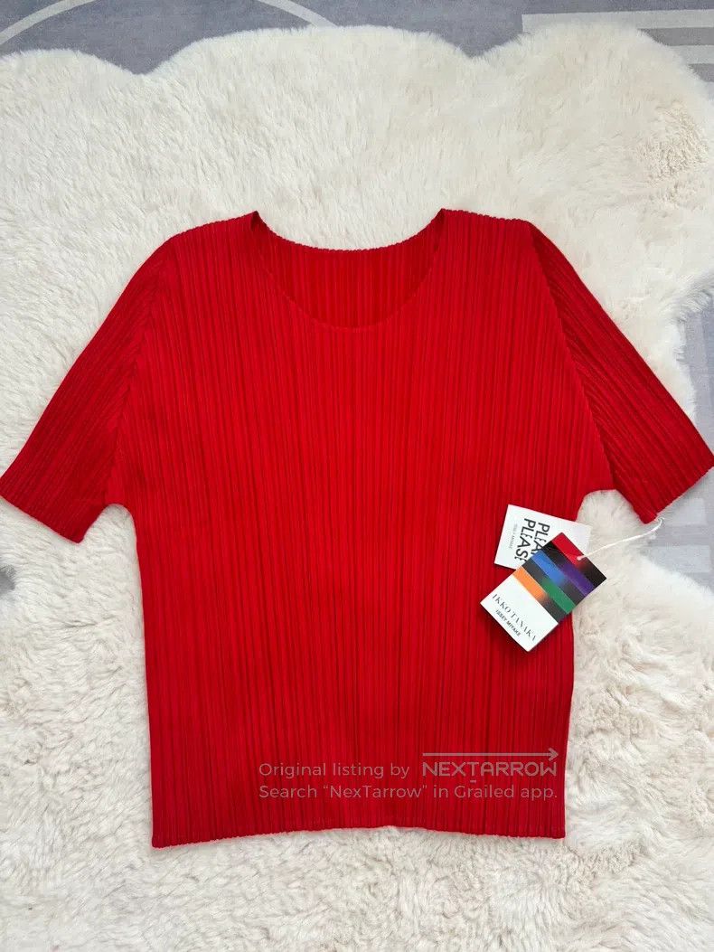 Issey Miyake Issey Miyake Short Sleeve Top Size L / US 10 / IT 46 - 1 Thumbnail