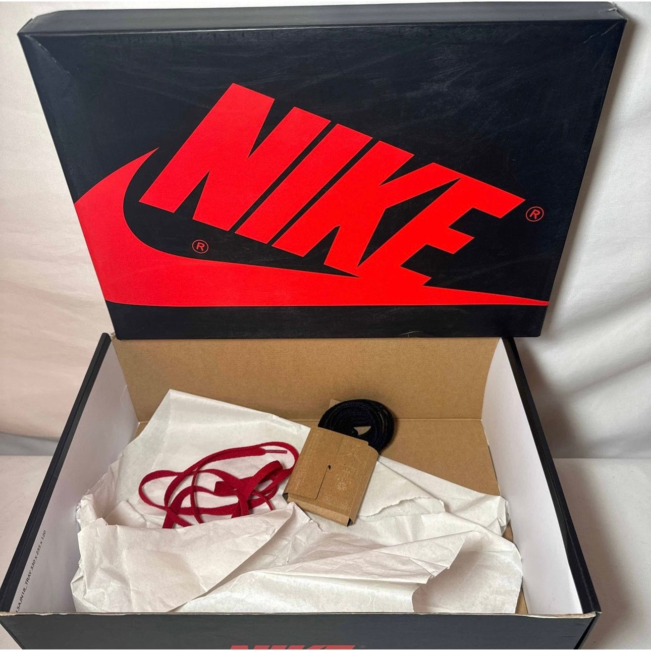 Jordan Brand × Nike Size 11.5 - Air Jordan 1 Retro Low OG Black Toe Men's Shoes Size US 11.5 / EU 44-45 - 10 Thumbnail
