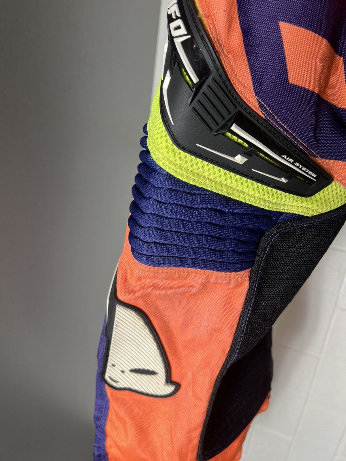 NASCAR UFO PLAST MOTORCYCLE PANTS RACING BIKE CYCLE RETRO Y2K 90s Size US 28 / EU 44 - 15 Thumbnail