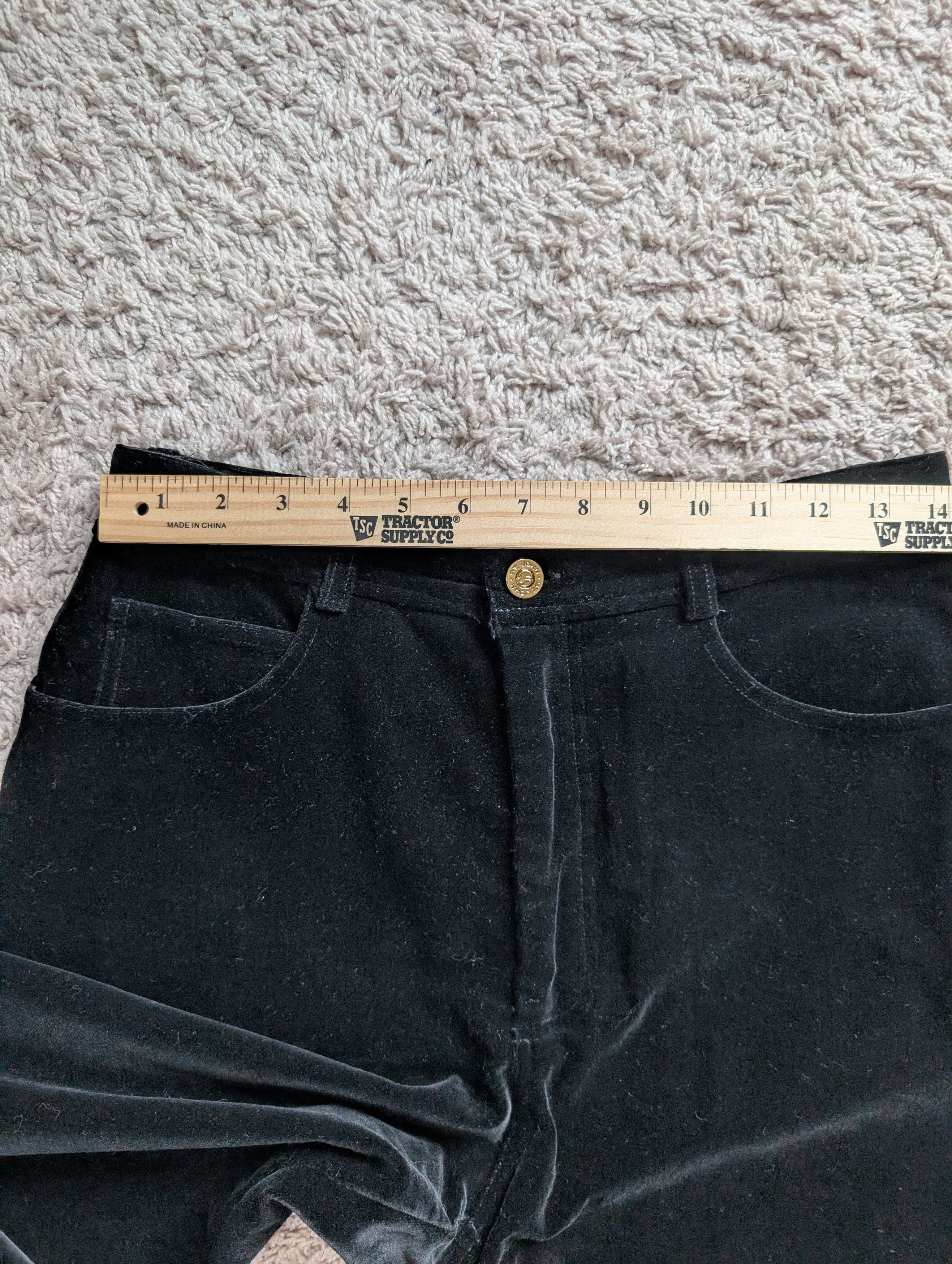 St. John St. John Sport Marie Gray Velvet Straight Leg Pants Size 30" / US 8 / IT 44 - 8 Thumbnail