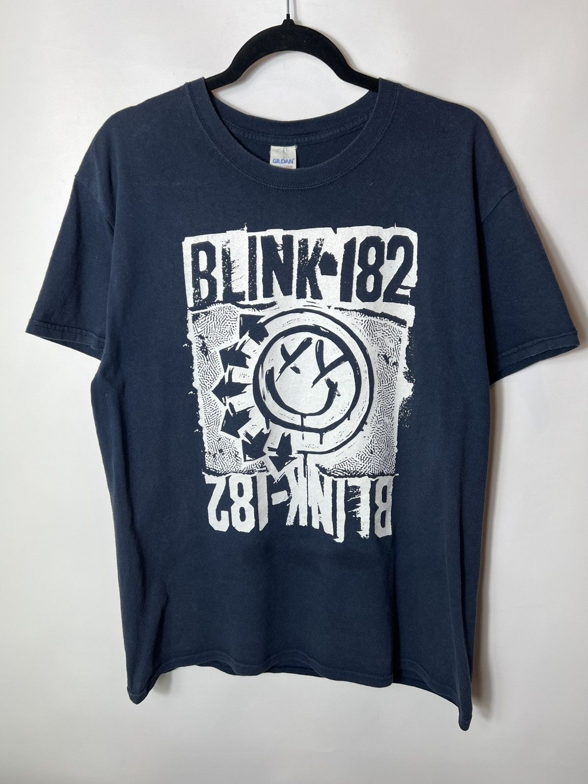 Band Tees Vintage streetwear Band Rock Metal Blink 182 Tour T-shirt Size US L / EU 52-54 / 3 - 1 Thumbnail