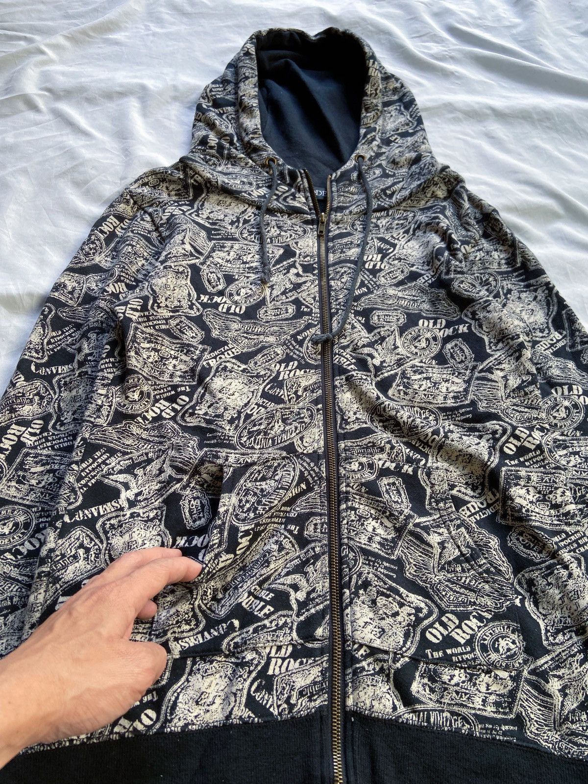 Japanese Brand ANTIPODE OLD ROCK PRINTED ZIP HOODIE hysteric glamour style Size US M / EU 48-50 / 2 - 4 Thumbnail