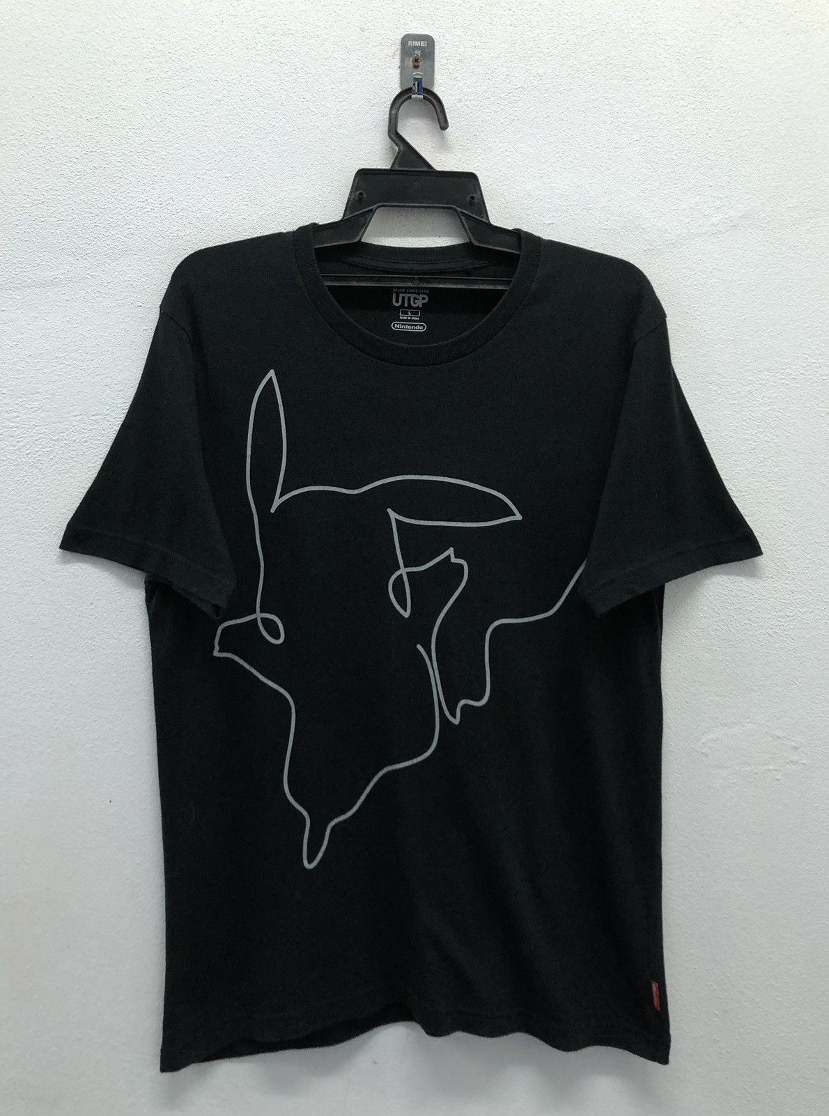 Uniqlo Uniqlo Nintendo 2017 Pokemon T-Shirt Size US L / EU 52-54 / 3 - 1 Thumbnail