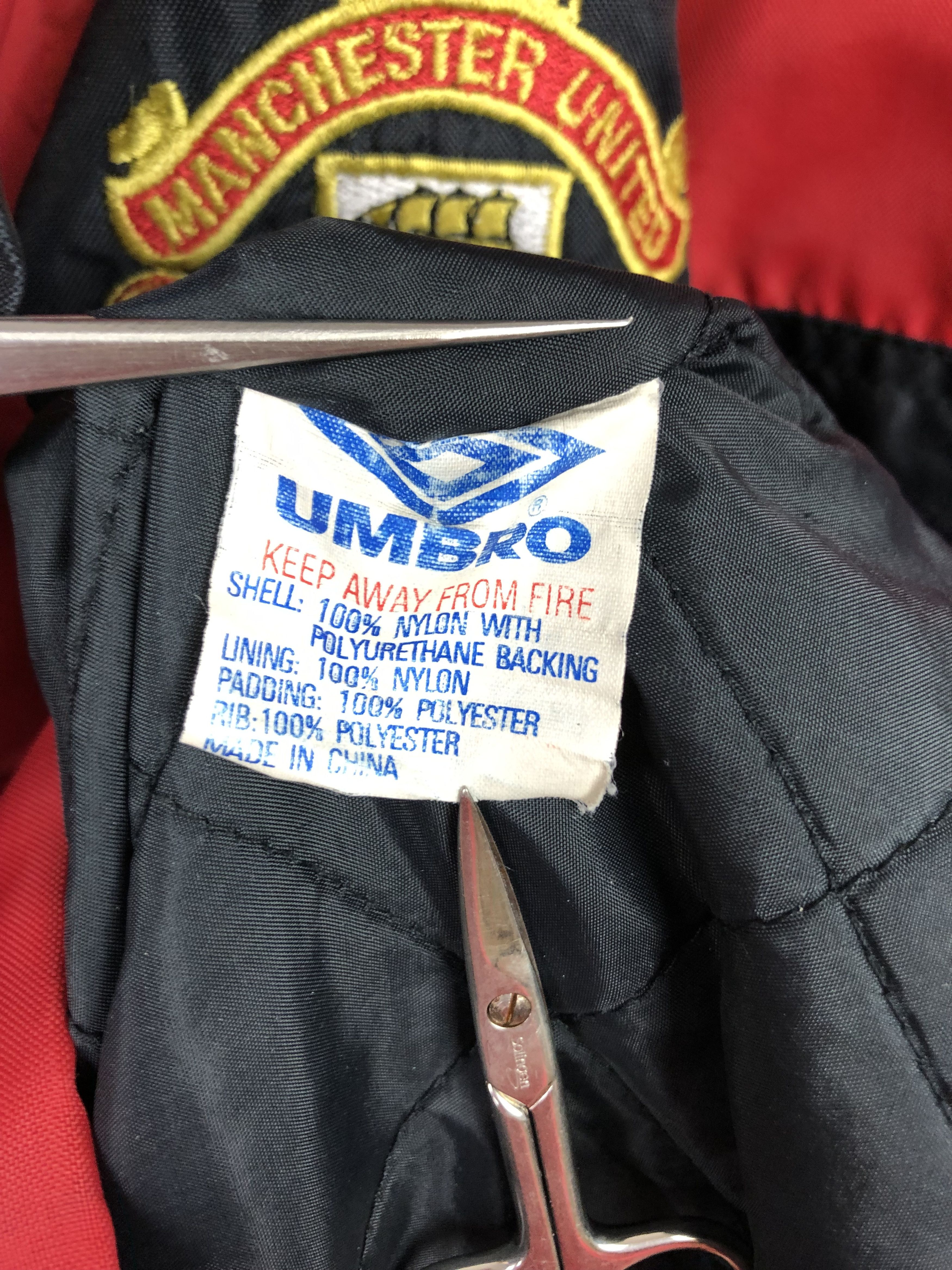 Umbro Vintage Manchester United Football Jacket Soccer Bomber Size US M / EU 48-50 / 2 - 10 Thumbnail
