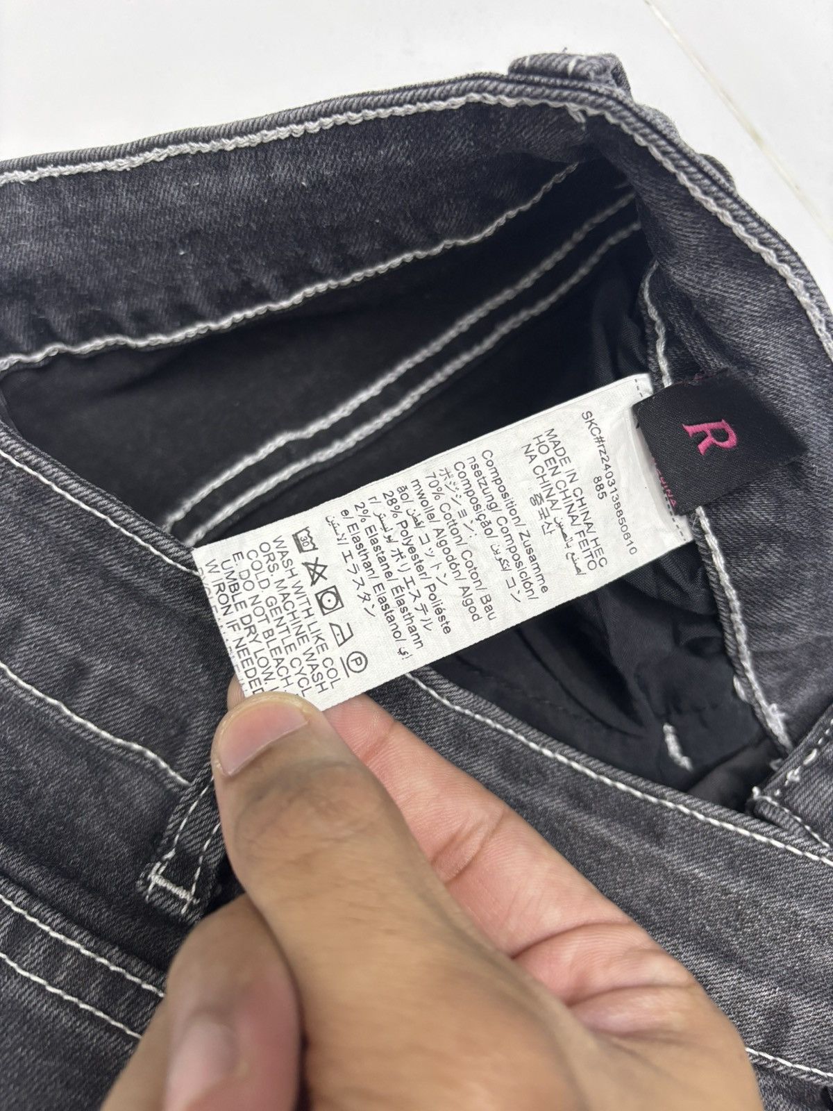Le Grande Bleu (L.G.B.) 🔥VINTAGE FLARED JEANS CROSS INSPIRED CHROME HEART JEANS Size 23" - 11 Thumbnail