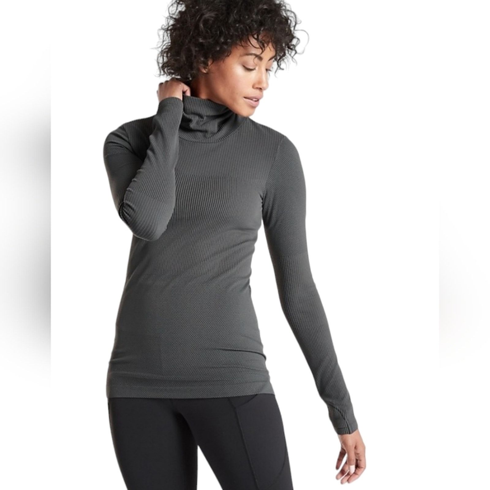 Athleta Athleta FLURRY BASE LAYER TURTLENECK Small Grailed