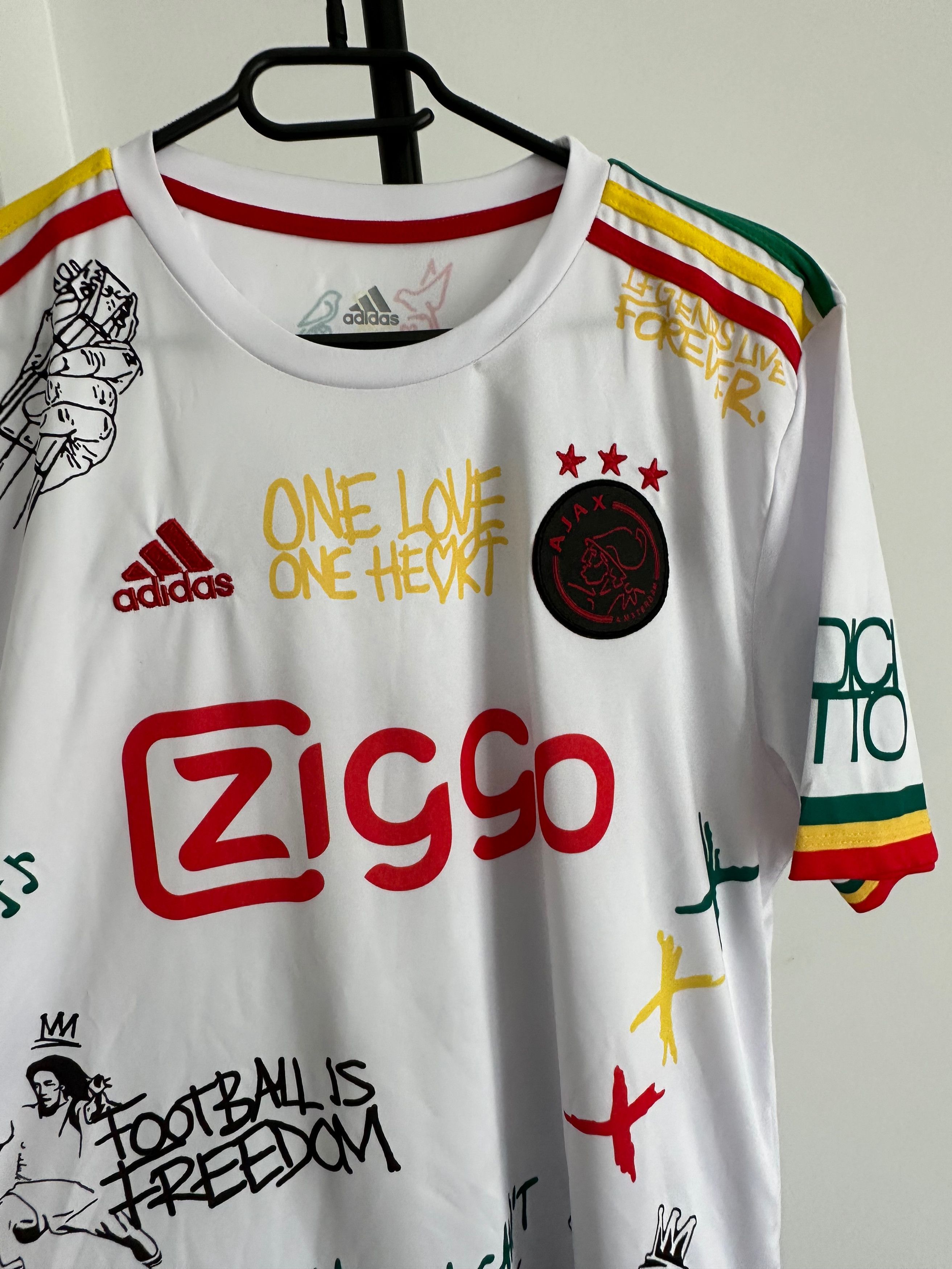 Bob Marley REPLICA Ajax Bob Marley Soccer Football Shirt jersey Size US L / EU 52-54 / 3 - 2 Thumbnail