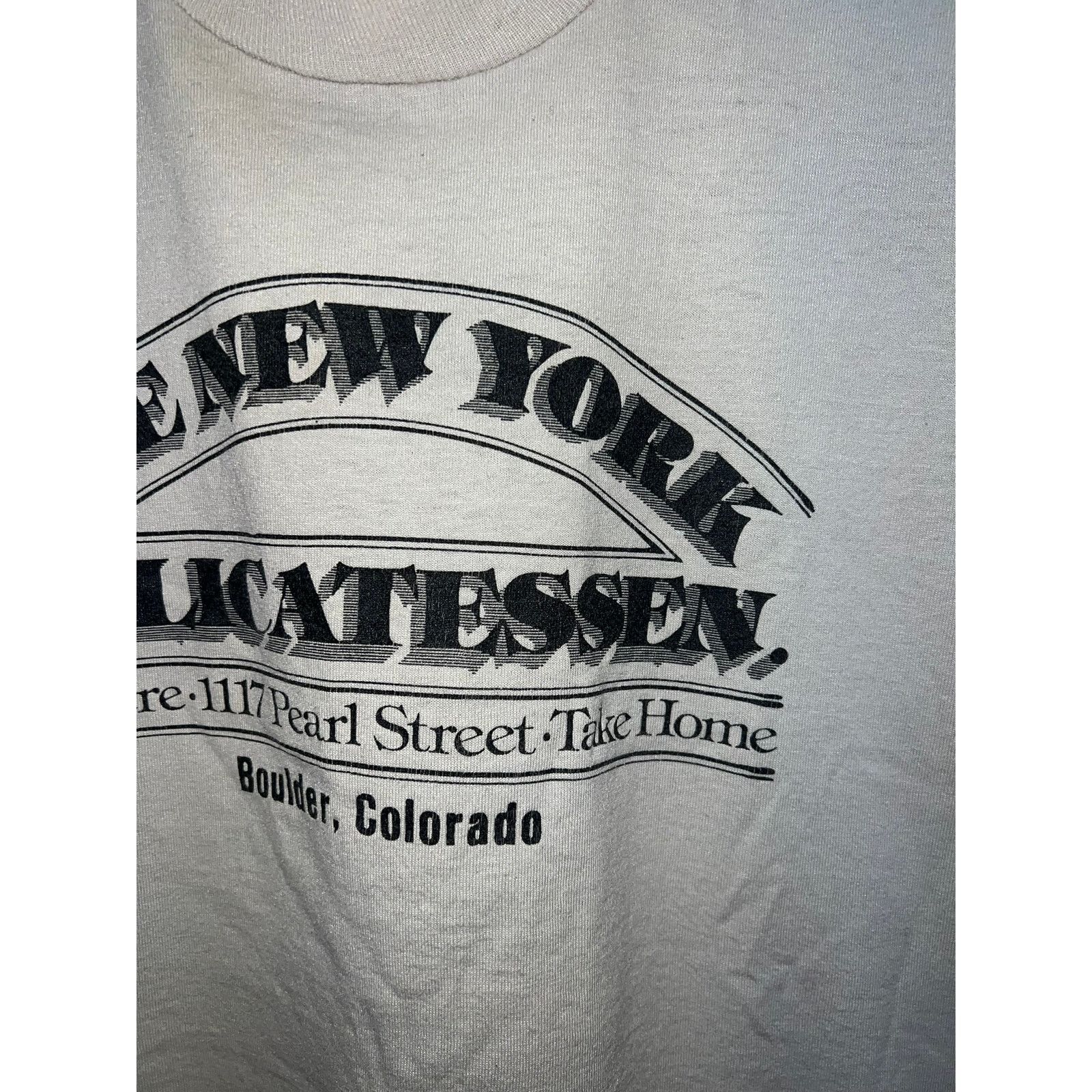 Fruit Of The Loom Vintage New York Deli Shirt The NYC Delicatessen Tee 90s L Size US L / EU 52-54 / 3 - 4 Thumbnail