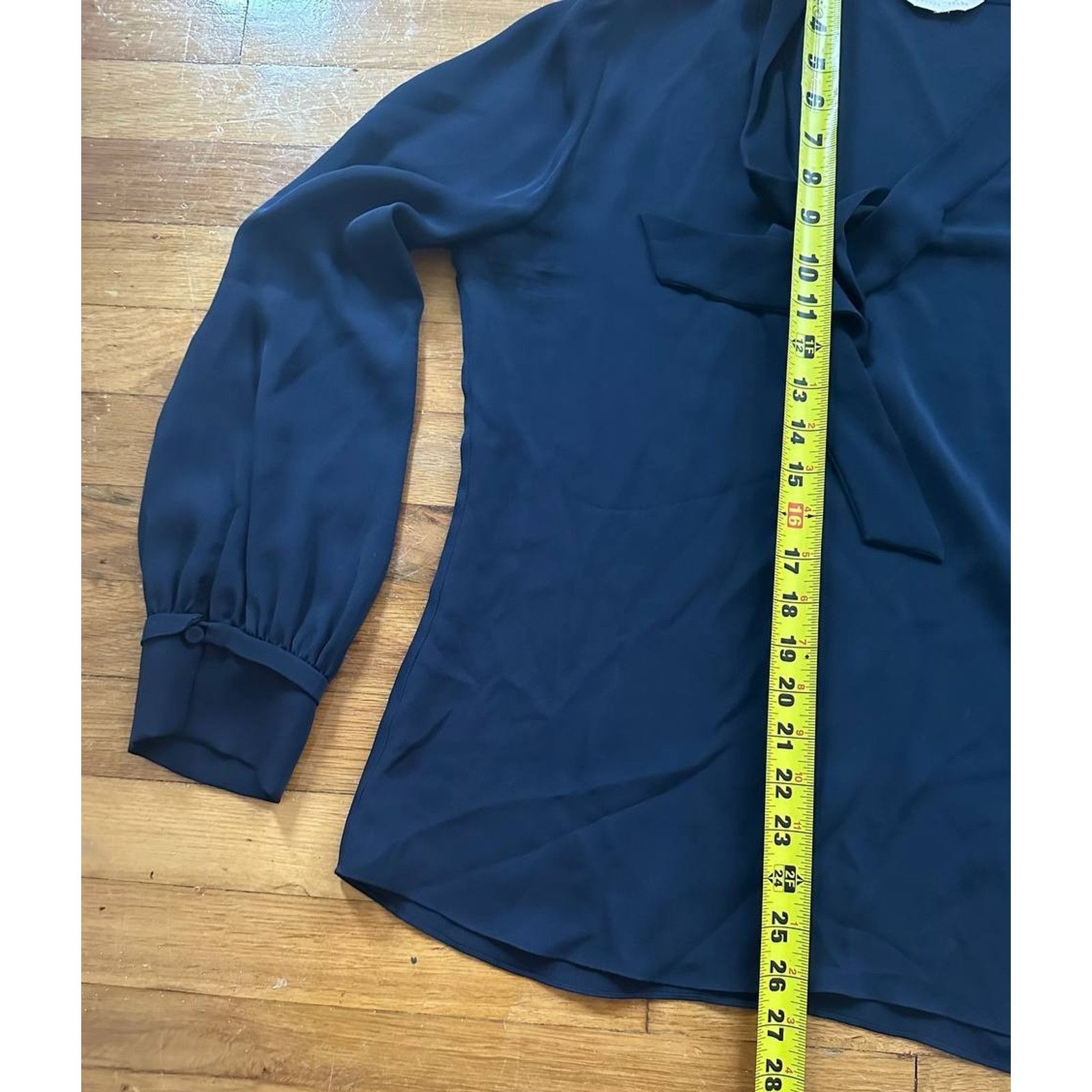 Rebecca Taylor Rebecca Taylor Sophie 100% Silk Navy Top Size L A000987 Size L / US 10 / IT 46 - 5 Thumbnail