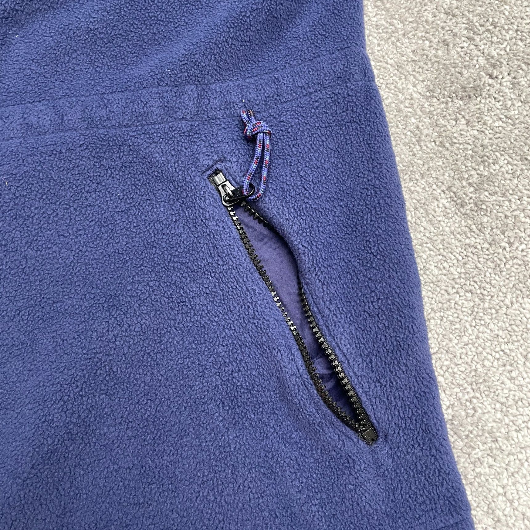 Vintage Columbia Jacket Mens Large Fleece Zip Full Pockets Navy Blue Outdoor Hiking Vintage Style Basic Jacket Mens L Navy Blue Regular Fit Size US L / EU 52-54 / 3 - 5 Thumbnail