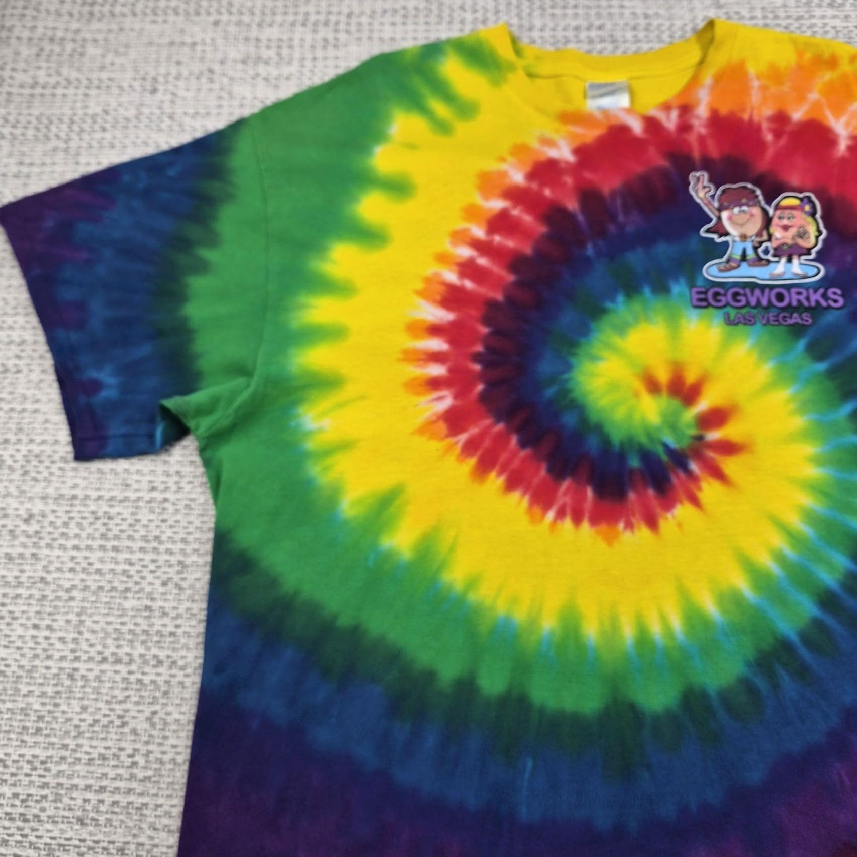 Port & Company Port & Company EggWorks Las Vegas Shirt Mens XL Tie Dye Peace Love Eggs Graphic Shirt Size US XL / EU 56 / 4 - 5 Thumbnail