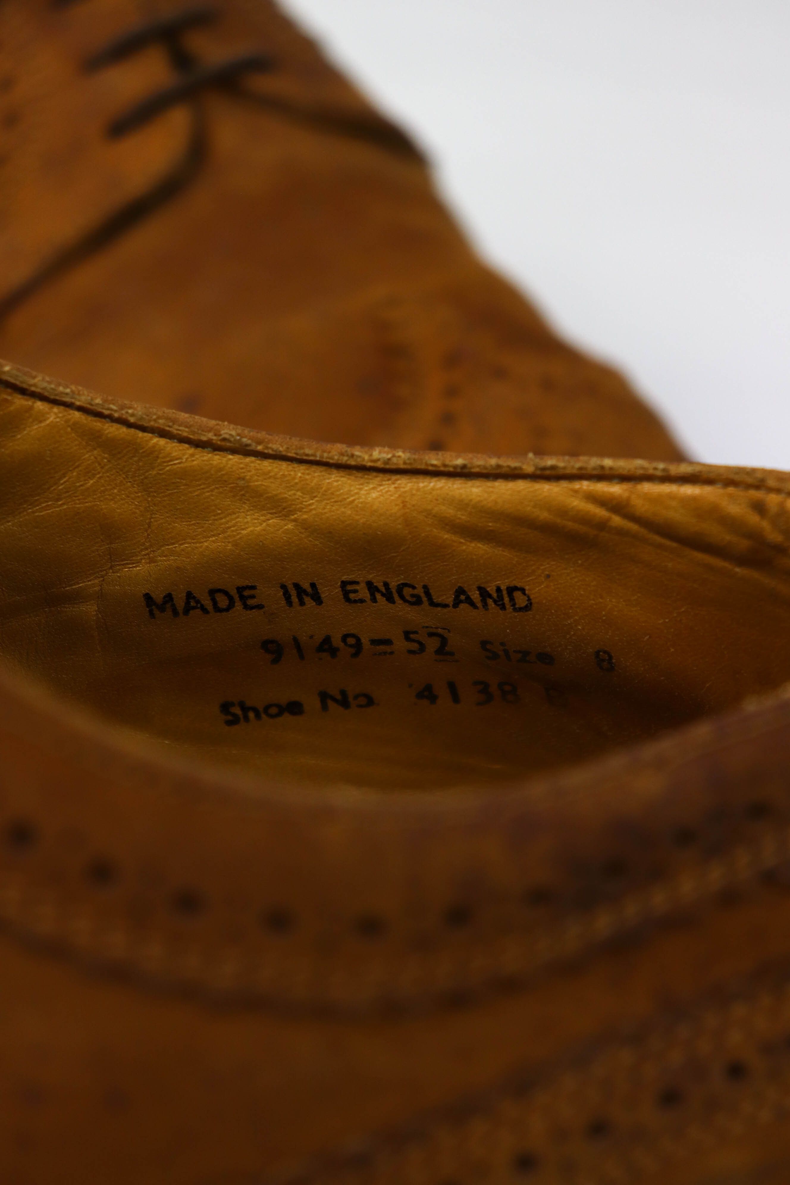 Dr. Martens Vintage Dr. Martens Made in England Tan Brown Suede Brogues Size US 8.5 / EU 41-42 - 13 Thumbnail