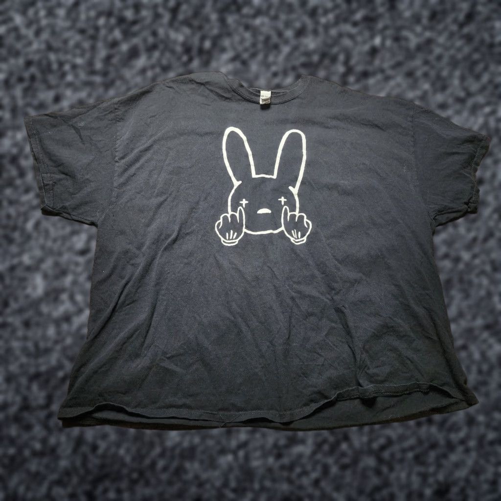 Gildan VINTAGE Bad Bunny Conejo Malo Shirt Unisex Adults 5XL Black Crew Neck Distressed Mens Size US XXL / EU 58 / 5 - 1 Thumbnail