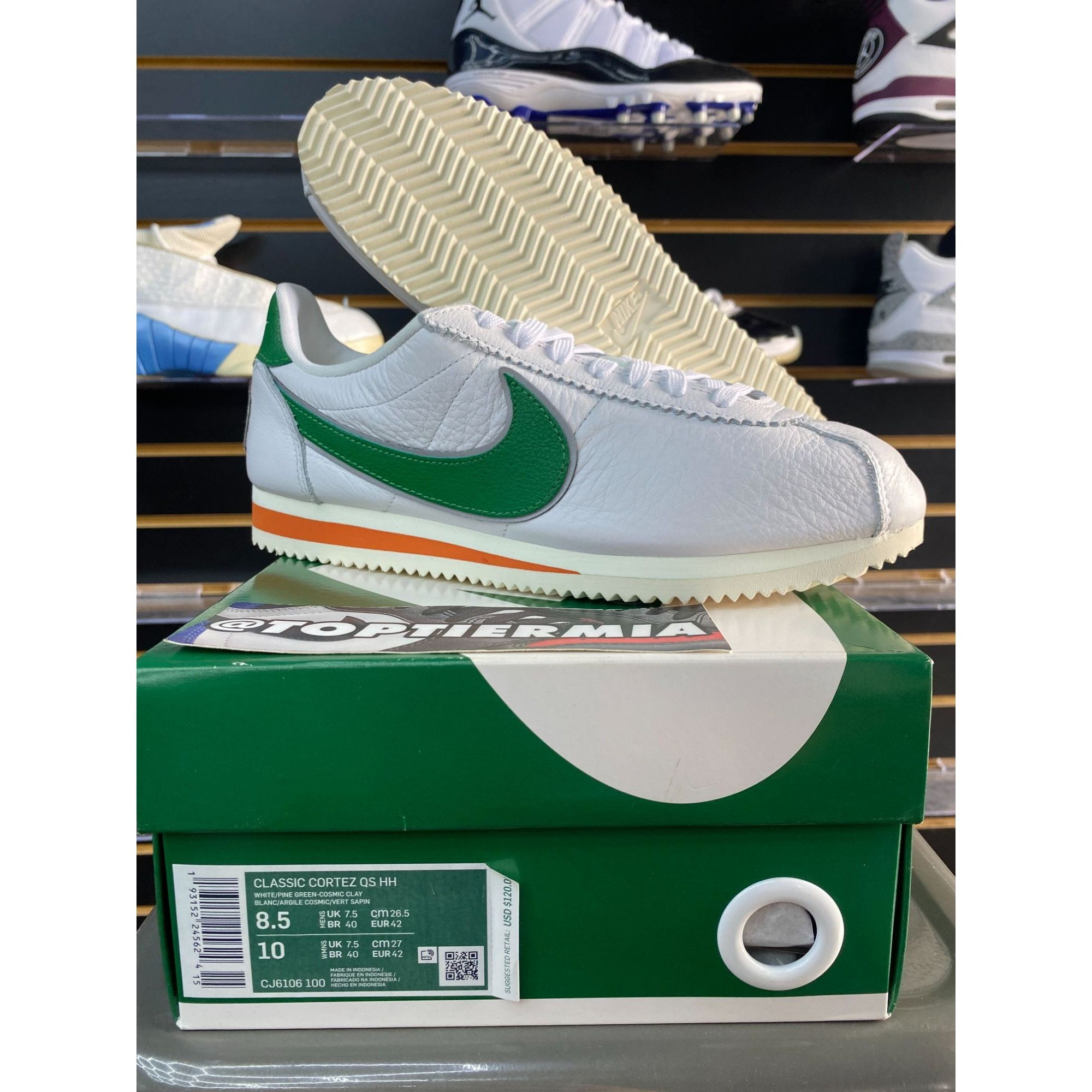 Nike NIKE CLASSIC CORTEZ STRANGER THINGS HAWKINS HIGH SCHOOL SZ 8 Size US 8.5 / EU 41-42 - 1 Thumbnail