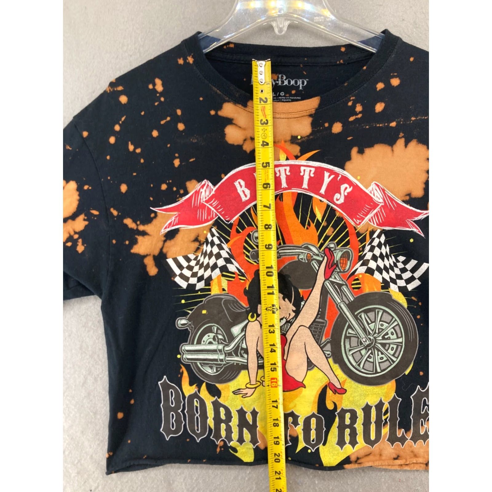 Vintage Betty Boop Tshirt Womens Large Black Cropped Vneck Biker Theme Graphic Print 100% Cotton Short Sleeve Size L / US 10 / IT 46 - 3 Thumbnail