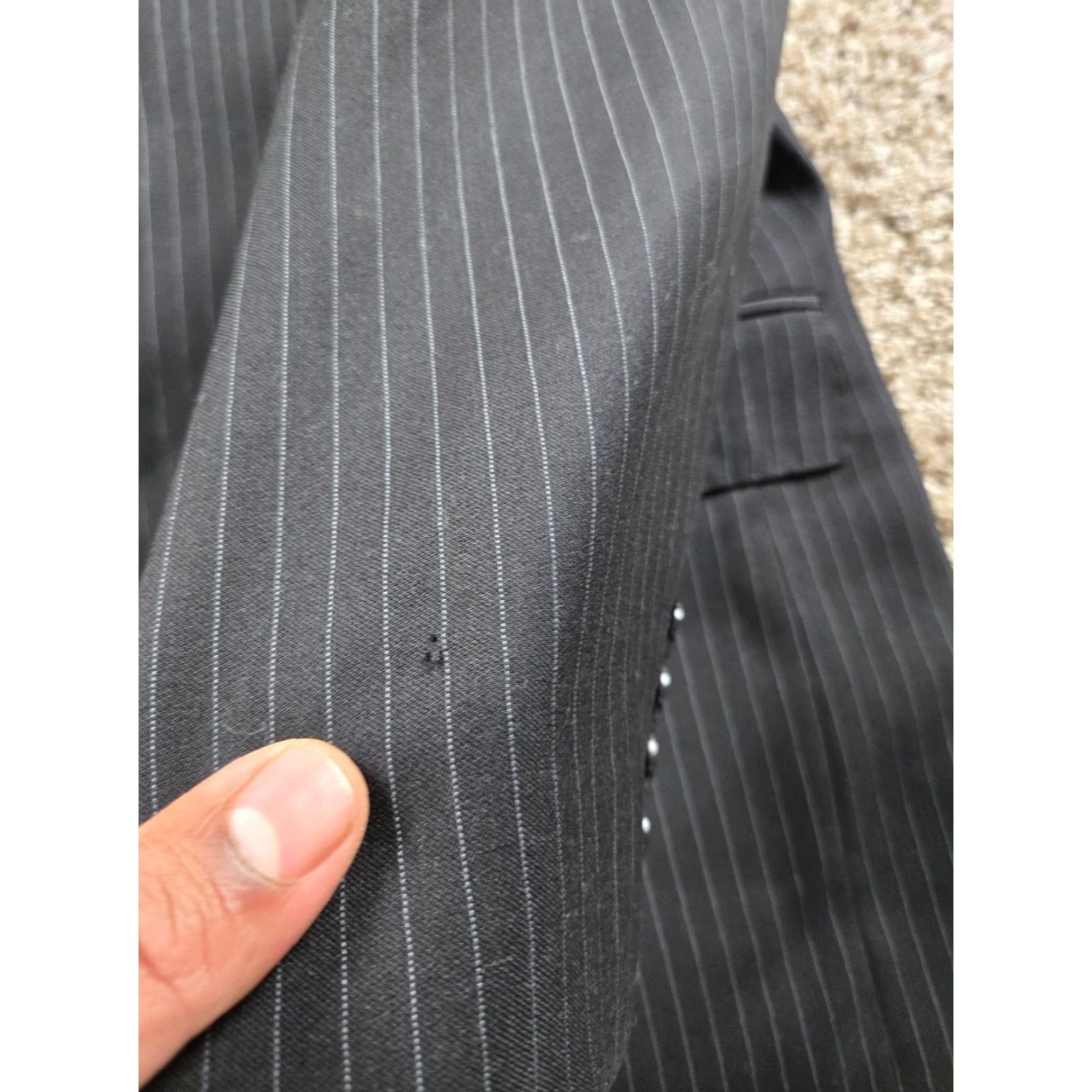 Giorgio Armani Giorgio Armani Le Collezioni Suit Jacket Black Pinstripe 40US 50EU Notch Lapel Three-Button Single-Breasted Wool Blazer Men 2 Piece Italy Vintage: No Size 40R - 4 Thumbnail