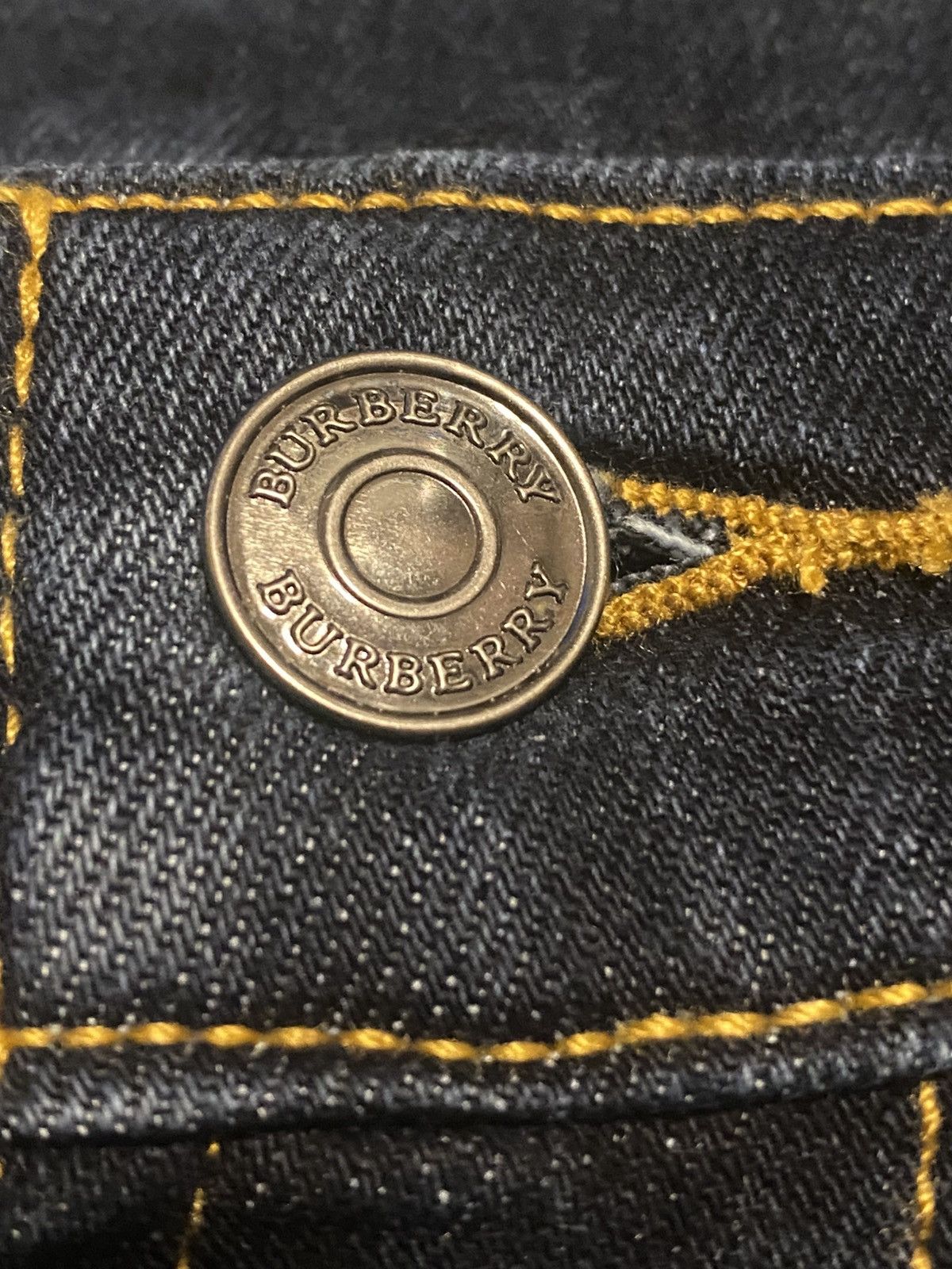 Burberry × Designer BURBERRY SLIM FIT JEANS Size US 30 / EU 46 - 7 Thumbnail