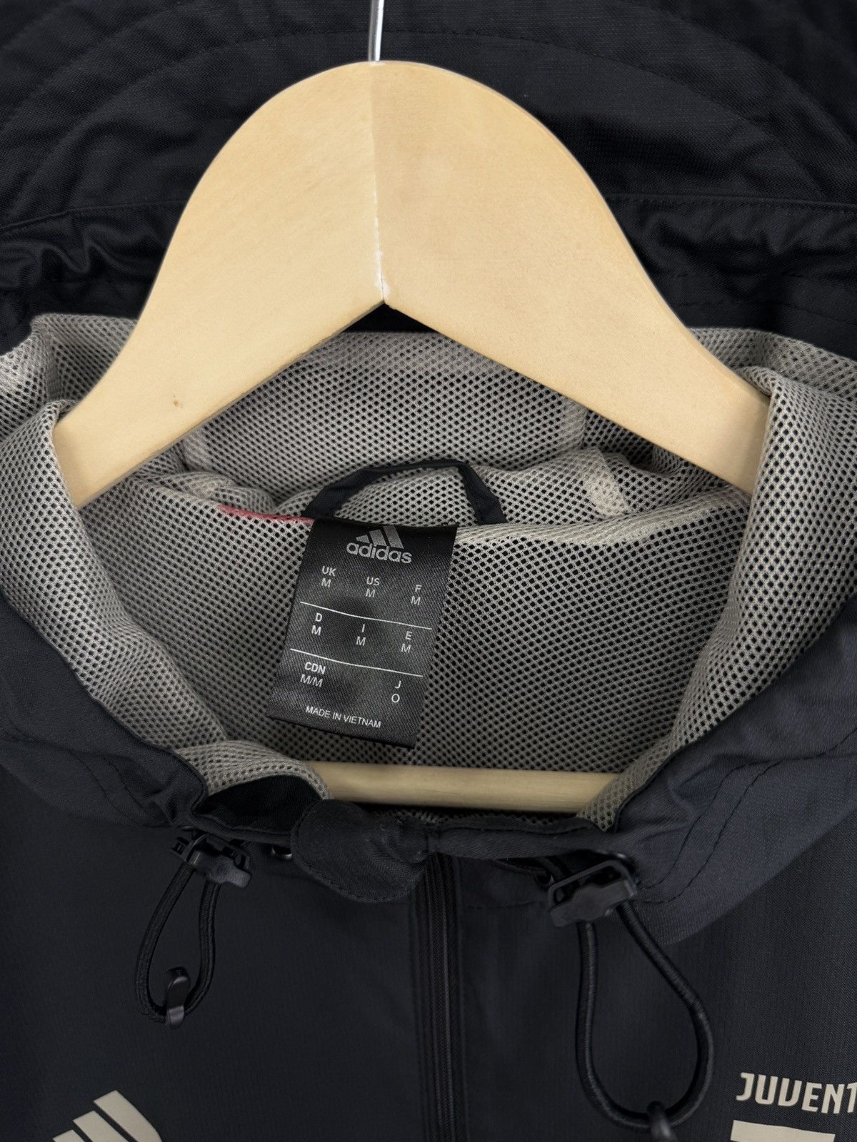 Adidas 🇮🇹 Y2K Adidas Juventus Anorak Jacket Rare Retro Y2K Blokecore Size US M / EU 48-50 / 2 - 9 Thumbnail