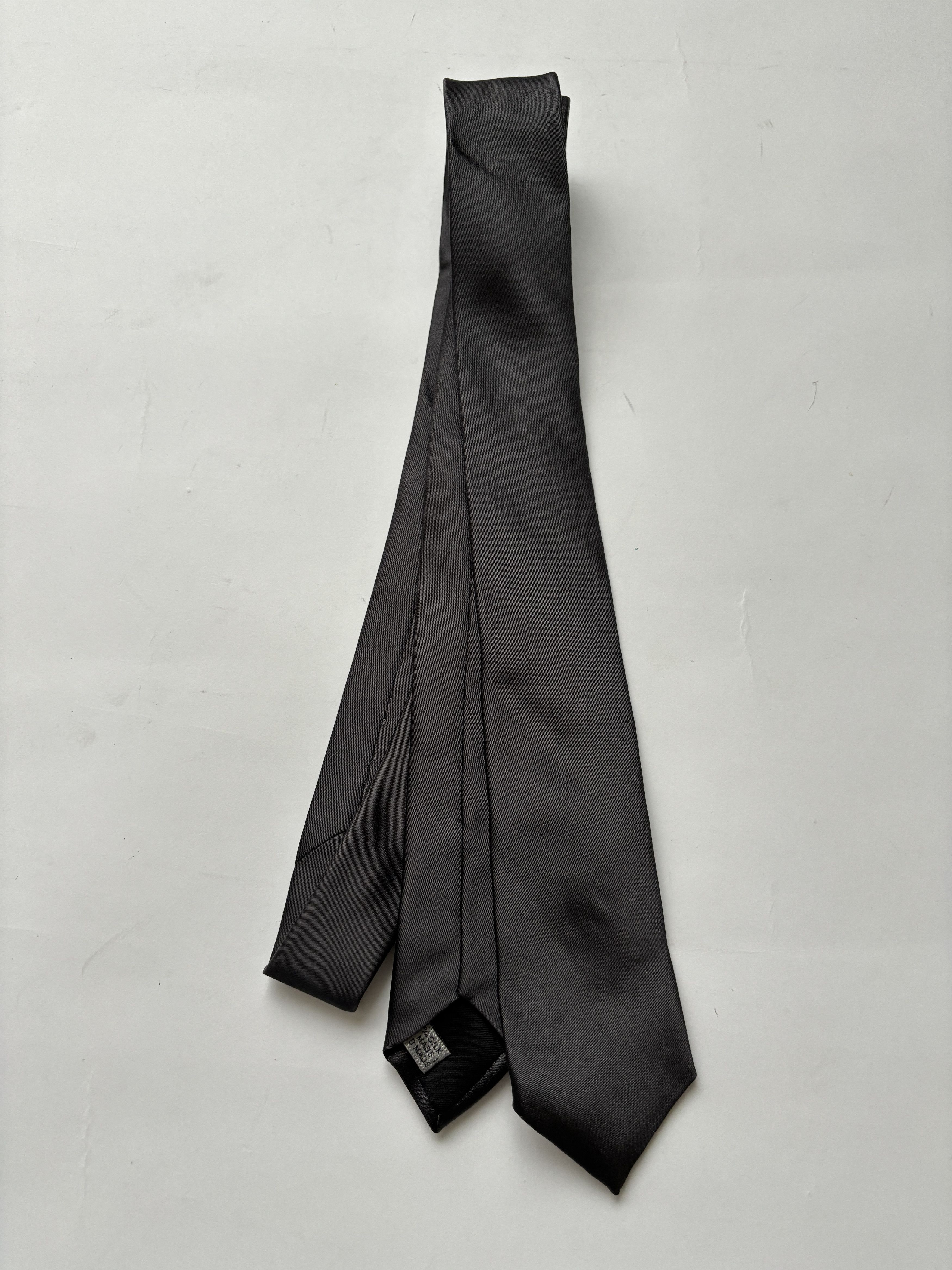 Dior ⚡️QUICK SALE⚡️Dior Dark Gray Silk Tie Size ONE SIZE - 2 Thumbnail