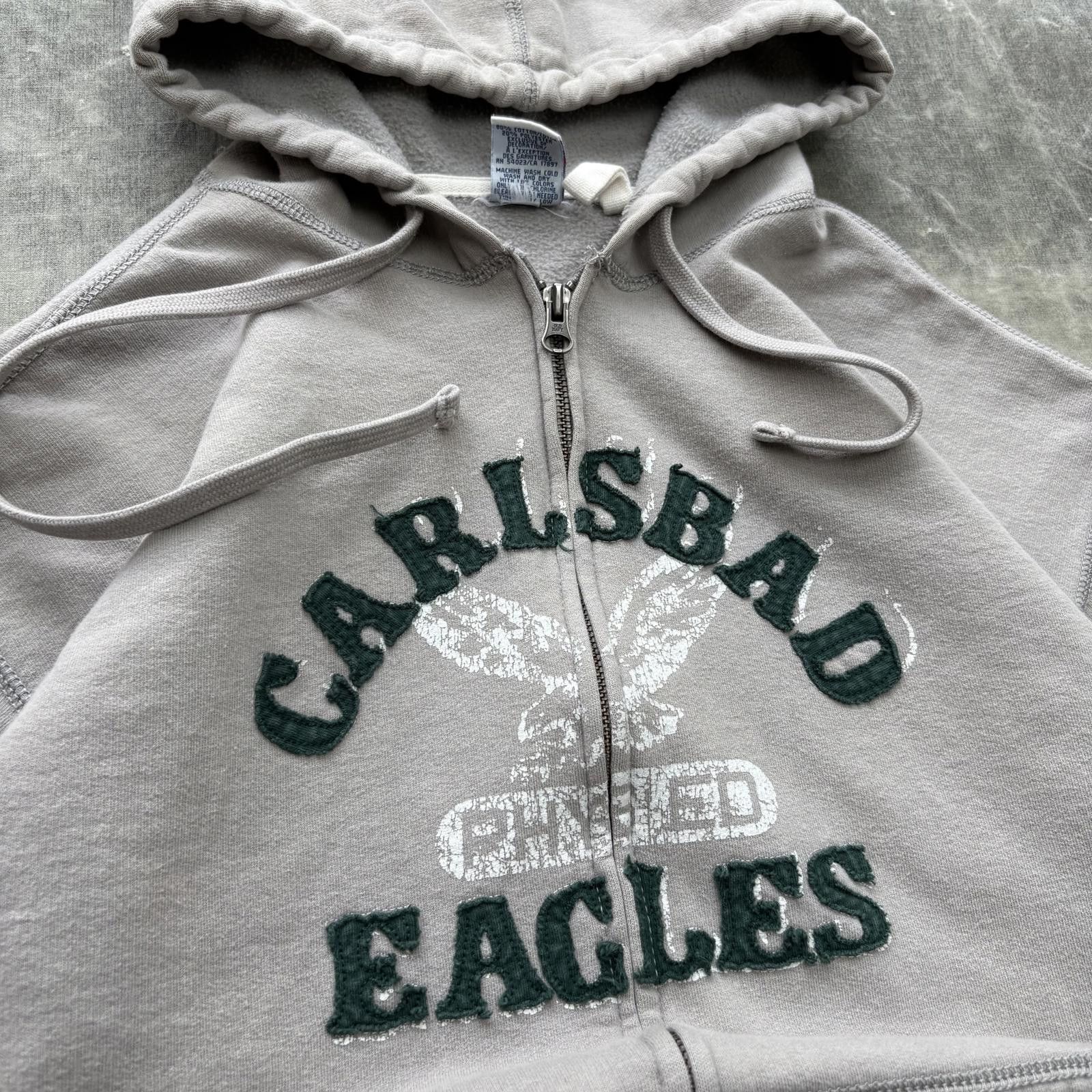 Old Navy Vintage Y2K Old Navy Eagles Grunge Skater Full Zip Hoodie Size US L / EU 52-54 / 3 - 2 Thumbnail