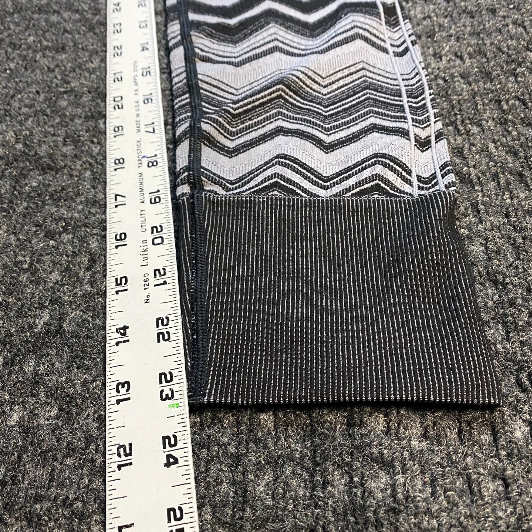 Lululemon Lululemon Ebb To Street Pants Yoga Leggings Chevron Heathered Gray Size 6 Womens Skinny Inseam 23.5 in Size 28" / US 6 / IT 42 - 5 Thumbnail