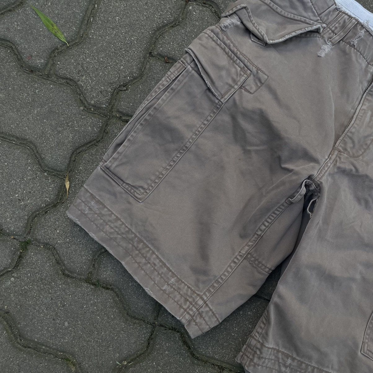 Vintage Ralph Lauren 90s Vintage Cargo Army Distressed Shorts Size US 34 / EU 50 - 4 Thumbnail