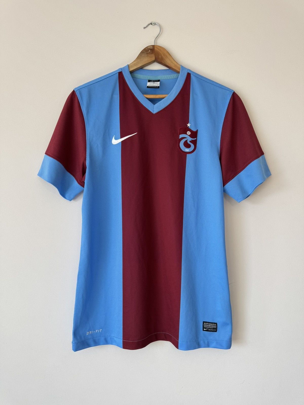Nike Trabzonspor 2013-2014 Home Soccer Jersey Nike Football Shirt Size US S / EU 44-46 / 1 - 1 Thumbnail