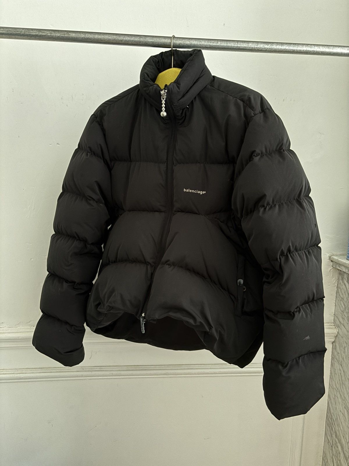 Balenciaga Balenciaga Black Cropped Puffer Jacket Size US M / EU 48-50 / 2 - 2 Thumbnail