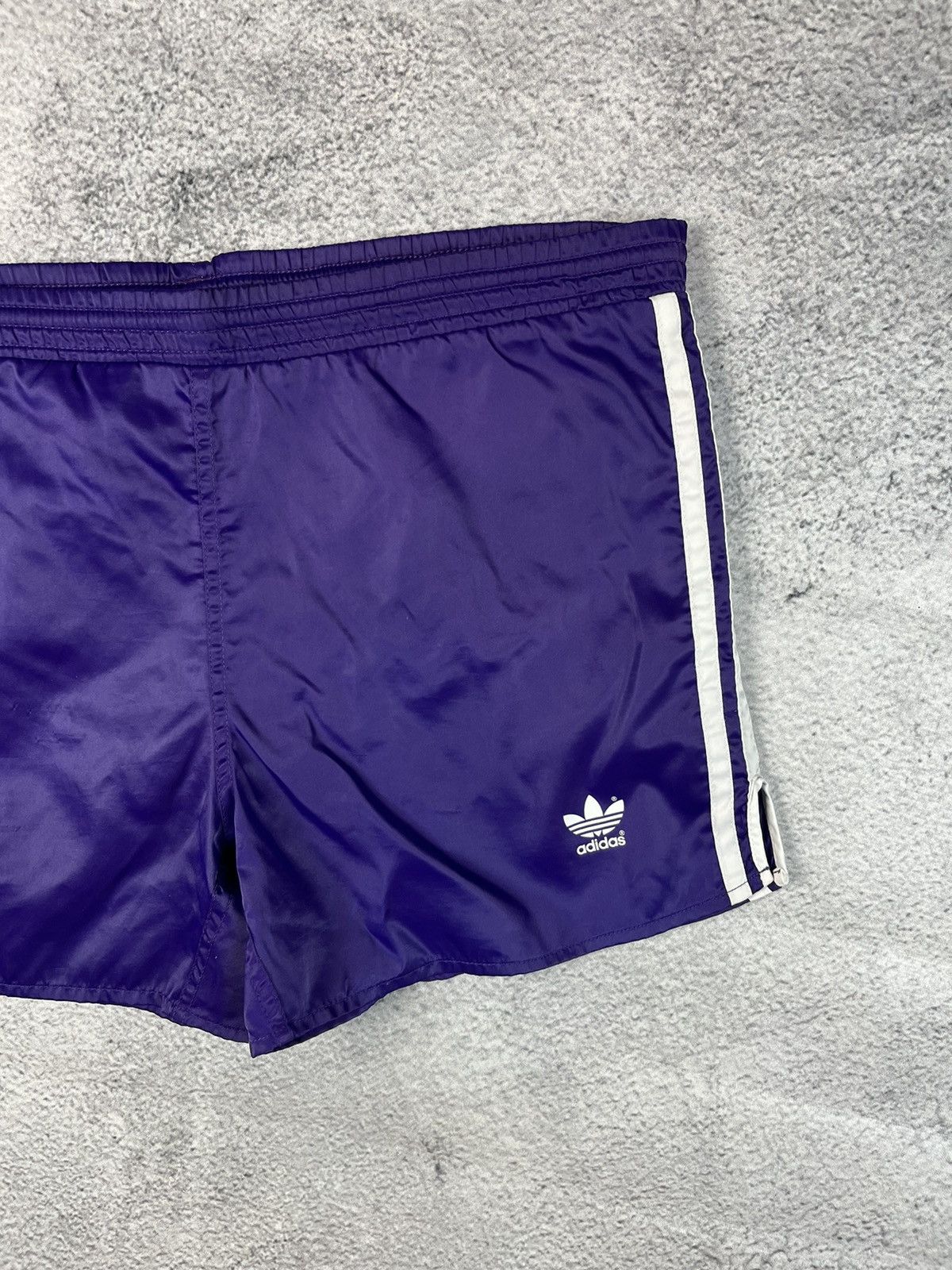 Adidas × Vintage Vintage Adidas classic shorts Size US 30 / EU 46 - 2 Thumbnail