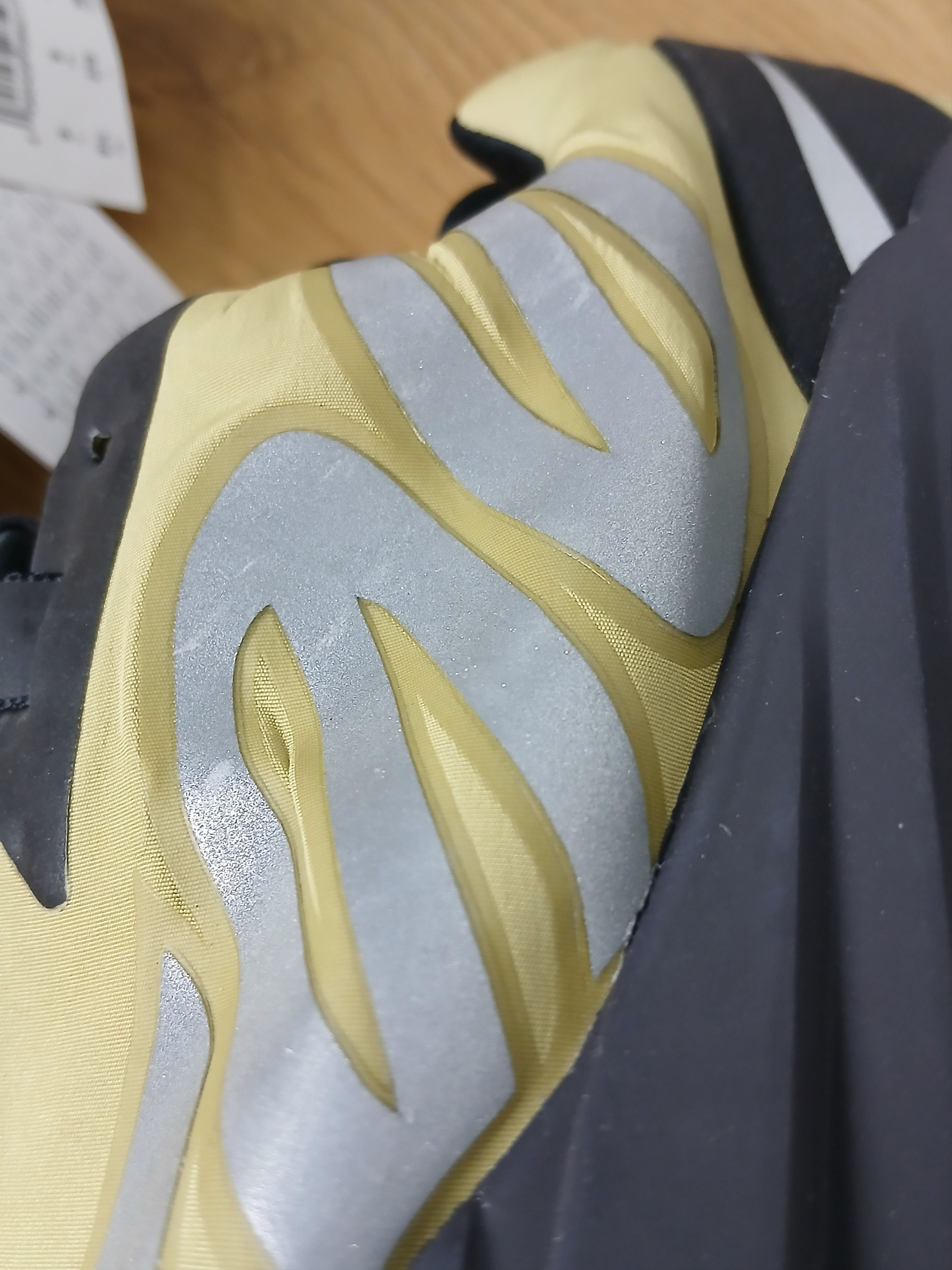 Adidas × Kanye West × Yeezy Adidas Yeezy Boost 700 MNVN Resin Sneakers Size US 9.5 / EU 42-43 - 10 Thumbnail