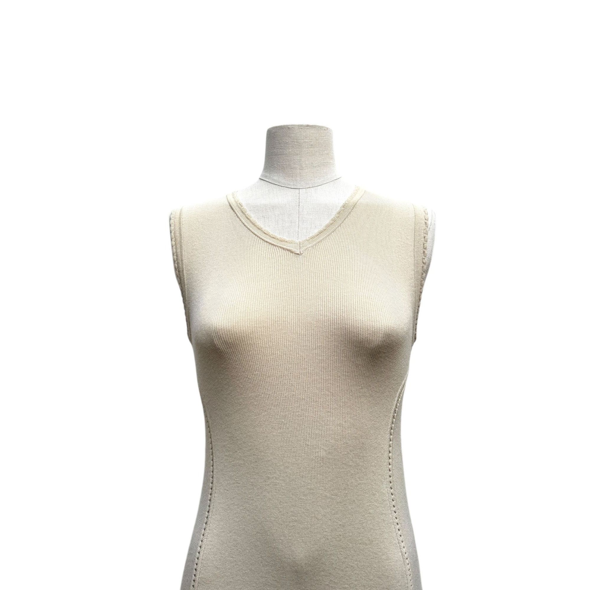 Alexander McQueen 2012 Beige Knit Dress Size M / US 6-8 / IT 42-44 - 2 Thumbnail