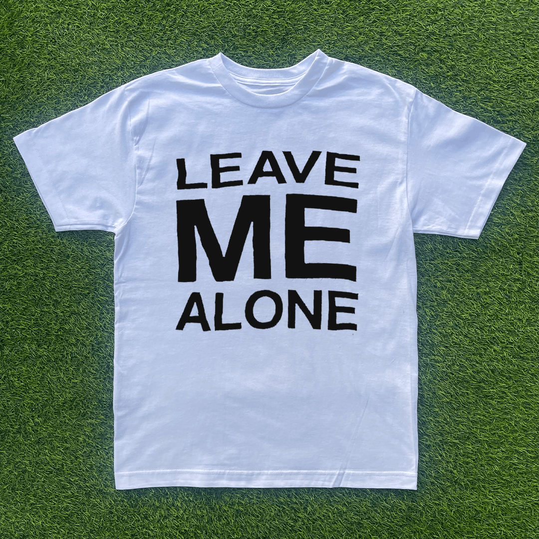 LEAVE ME ALONE Tシャツ Mサイズ ホワイト LEAVE ME ALONE Tシャツ Mサイズ ホワイト - メルカリ