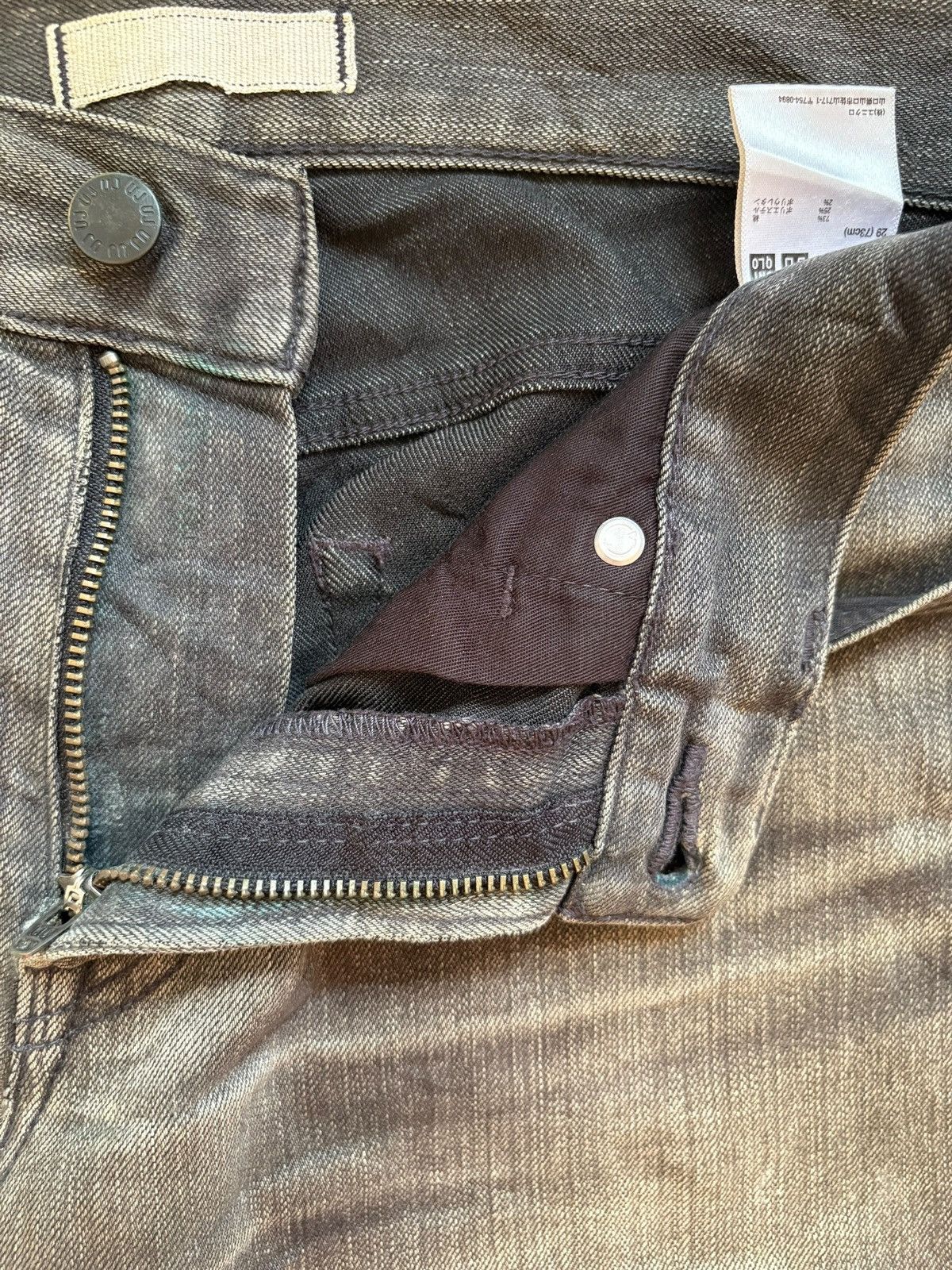 Japanese Brand × Jun Takahashi × Uniqlo Vintage Uniqlo Rusty Mud Wash Distressed Ripped Jeans Size US 31 - 9 Thumbnail