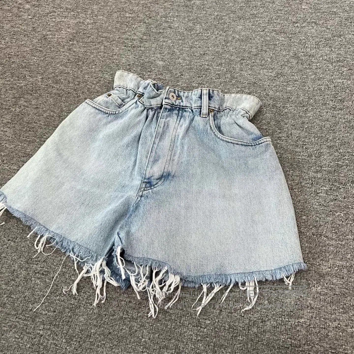 Miu Miu Miu Miu 22SS Denim Shorts. Size 27" / US 4 / IT 40 - 3 Thumbnail