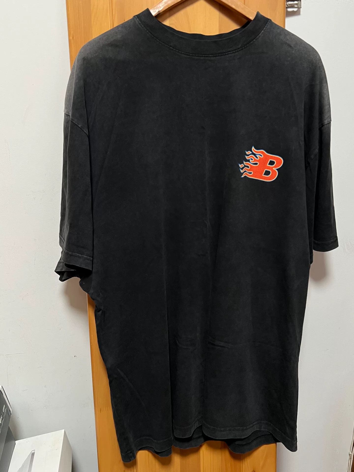 Balenciaga Balenciaga Flame Graphic T-Shirt for Men Size US M / EU 48-50 / 2 - 1 Thumbnail