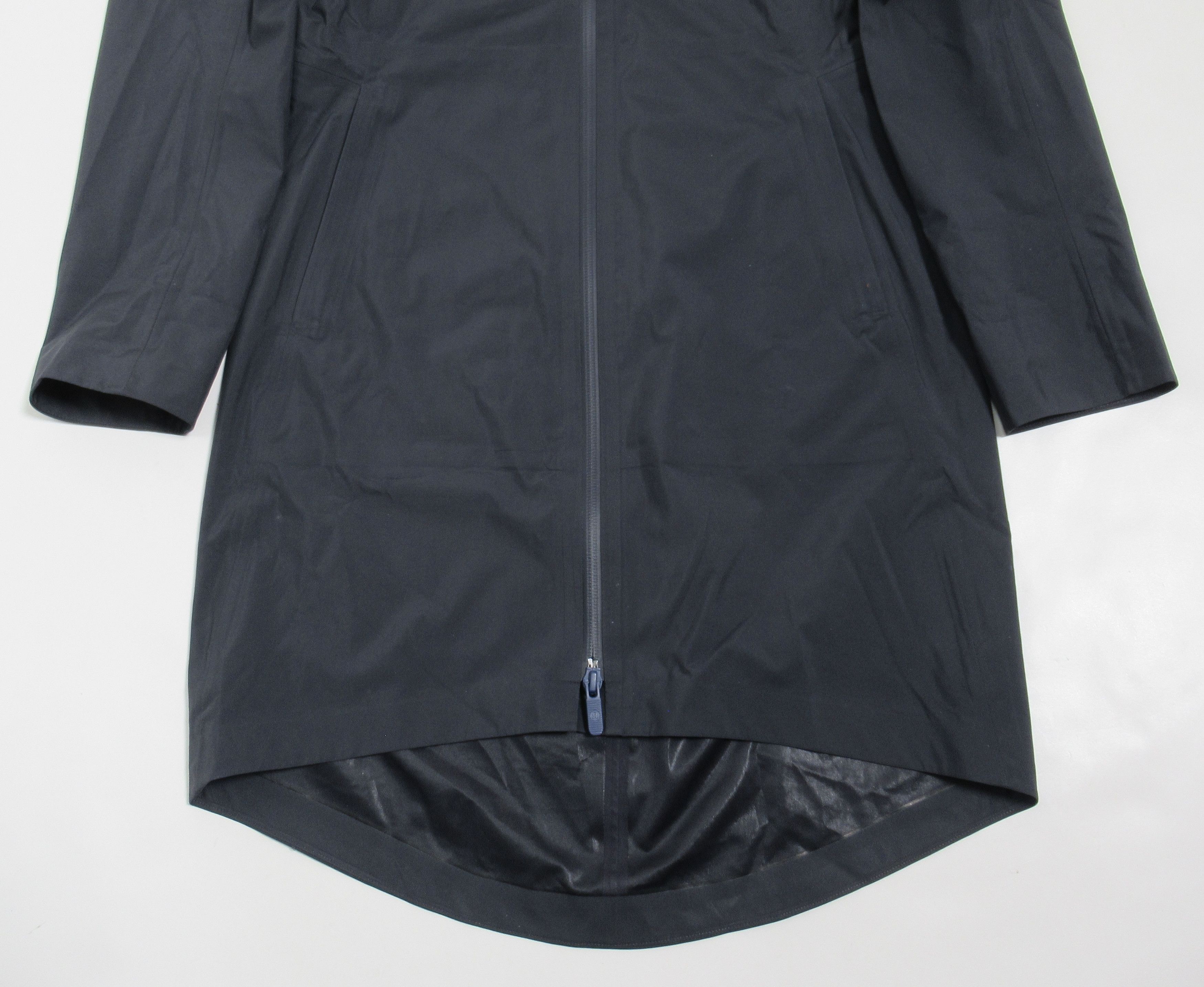Lululemon Lululemon Women's Rain Rules Jacket Black Glyde Waterproof Size XS / US 0-2 / IT 36-38 - 3 Thumbnail