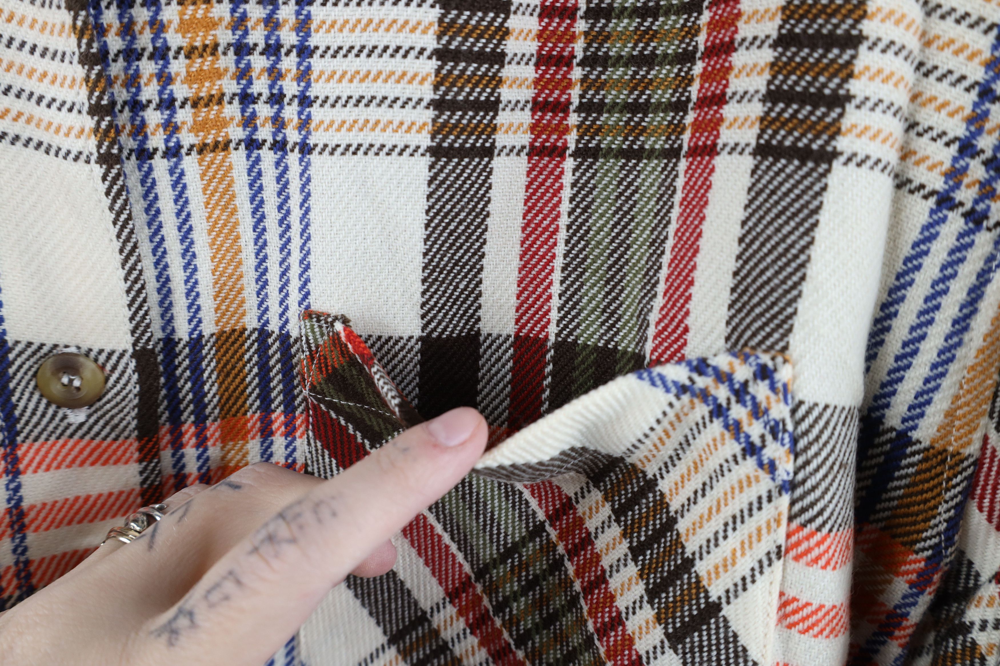 Vintage Vintage 90s Streetwear Flannel Collared Button Shirt Size L / US 10 / IT 46 - 4 Thumbnail